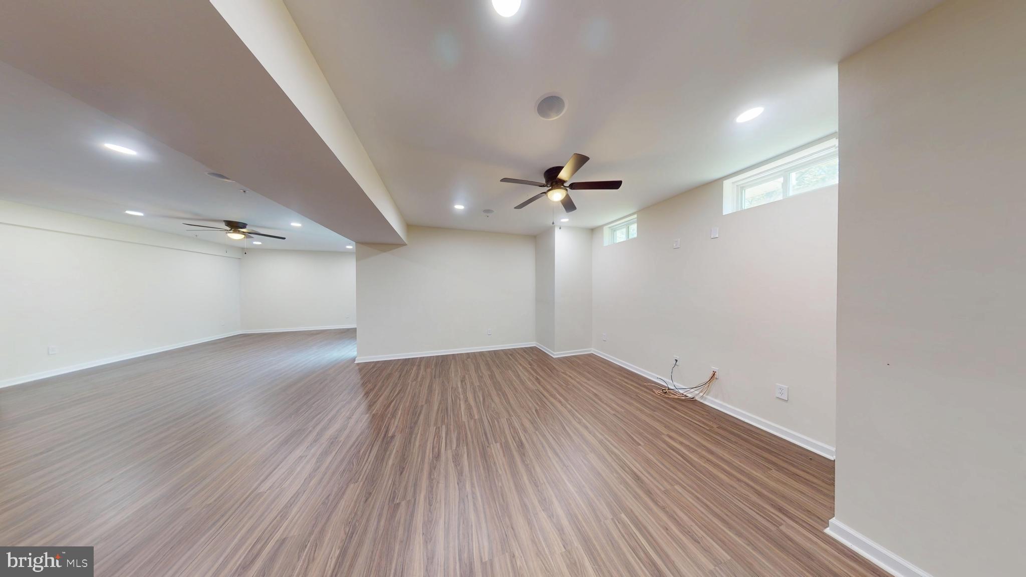 KNOTTING HILL - Residential Lease