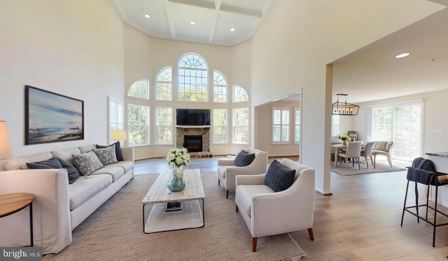 KNOTTING HILL - Residential Lease