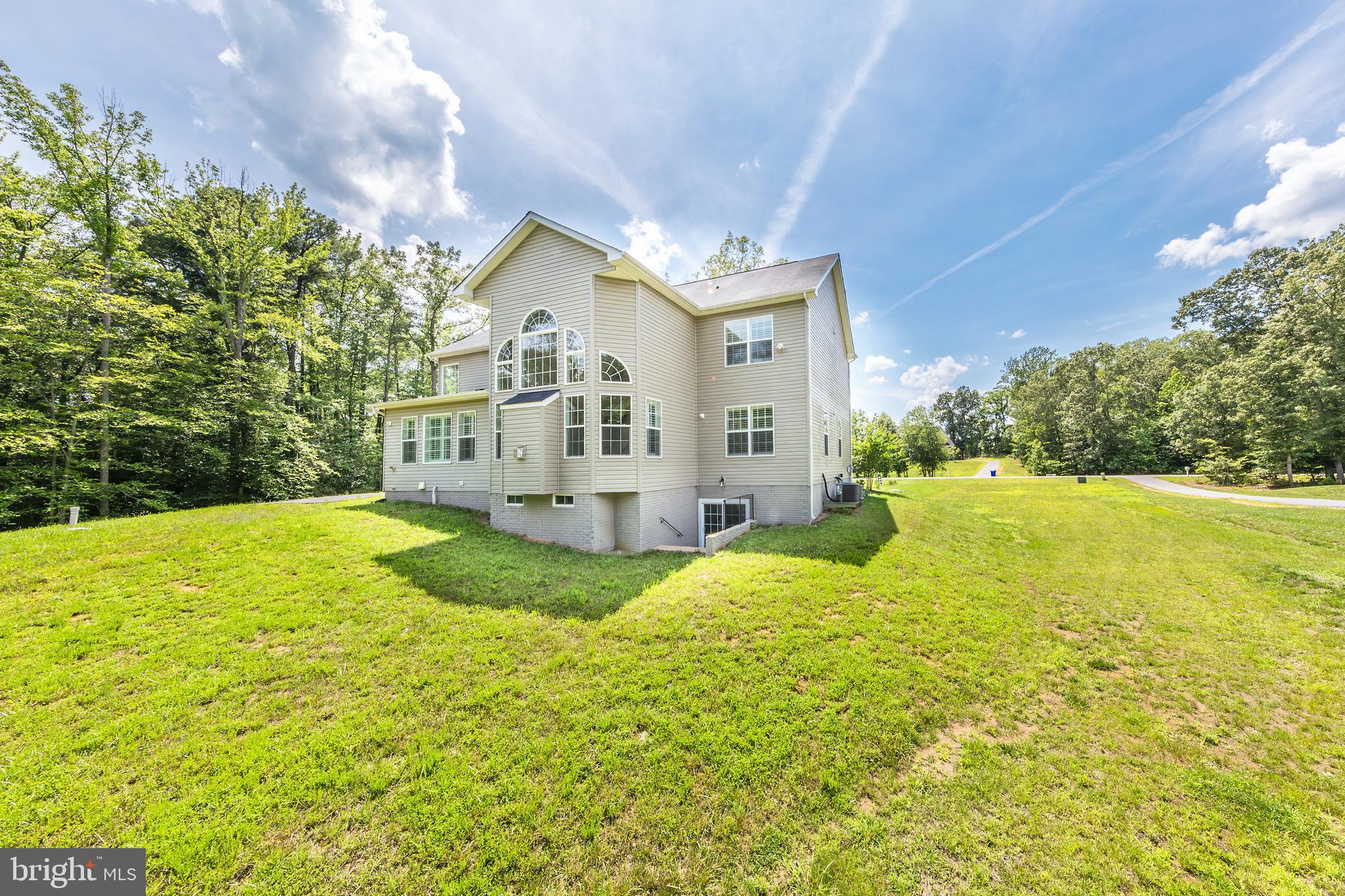 KNOTTING HILL - Residential Lease