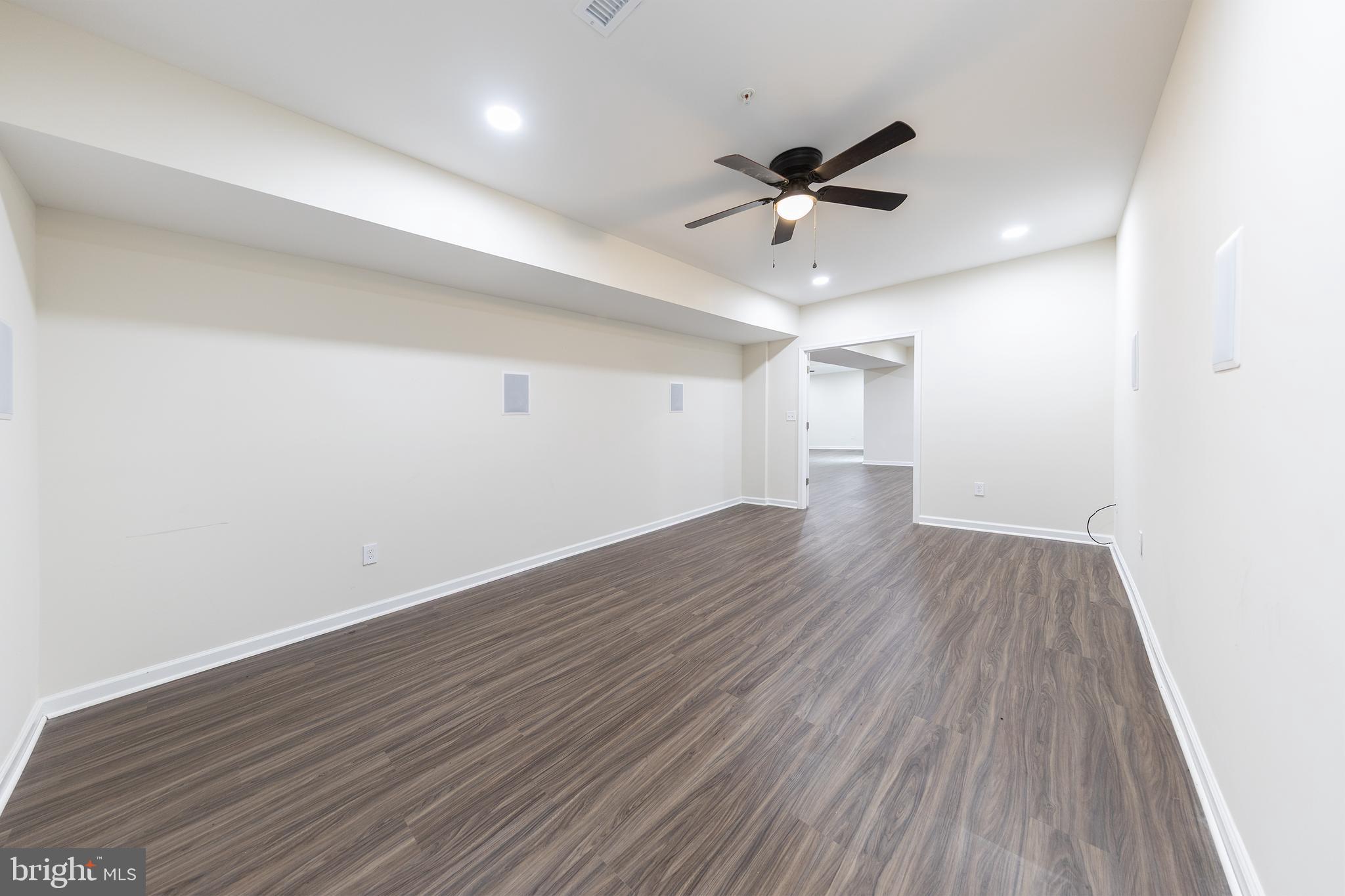 KNOTTING HILL - Residential Lease