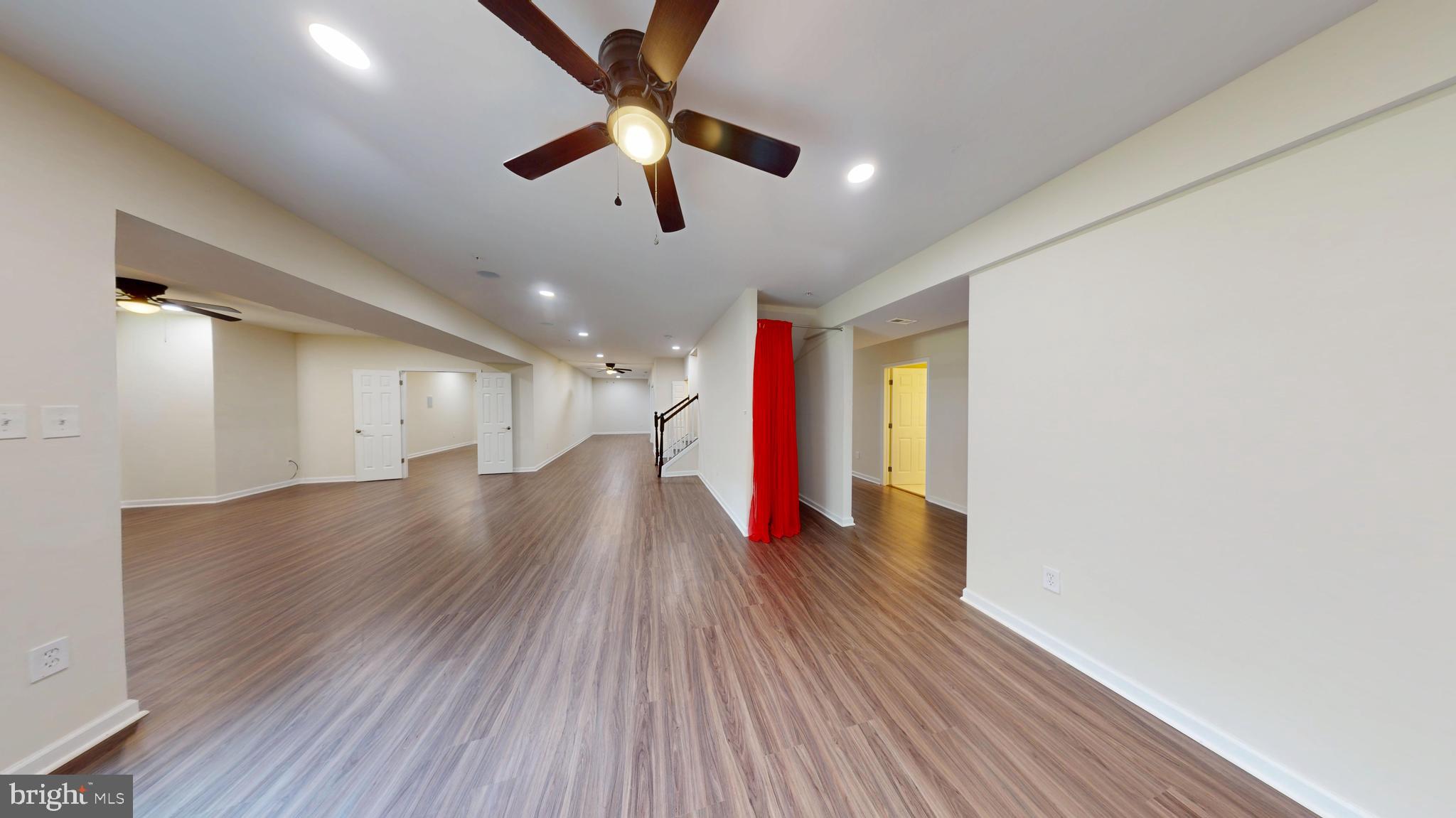 KNOTTING HILL - Residential Lease