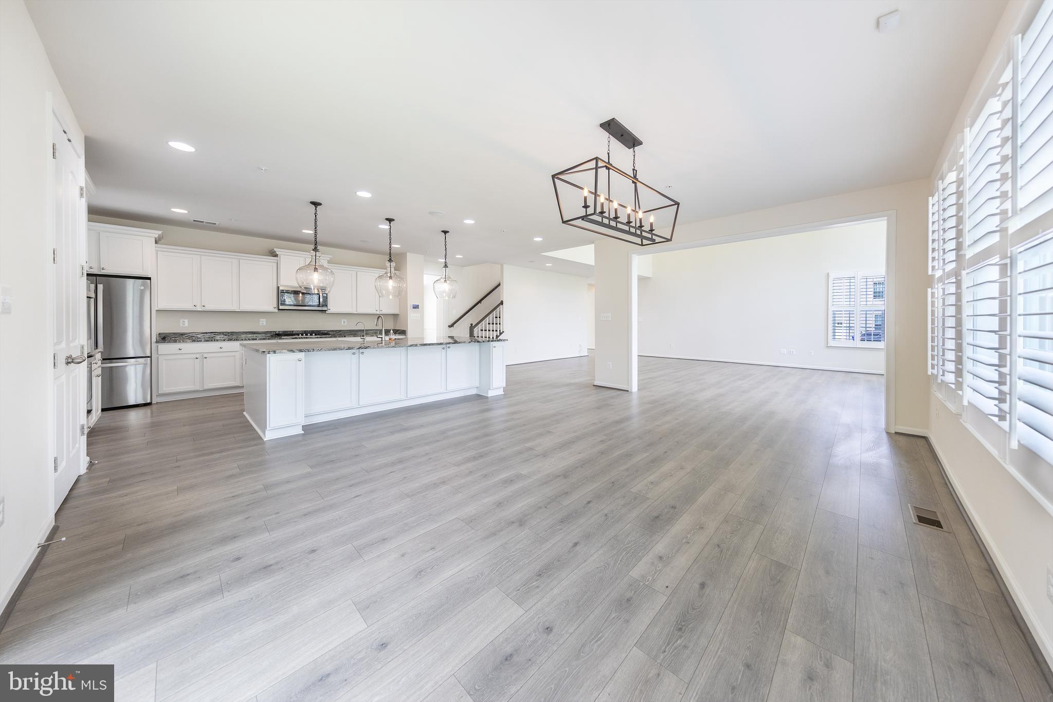 KNOTTING HILL - Residential Lease