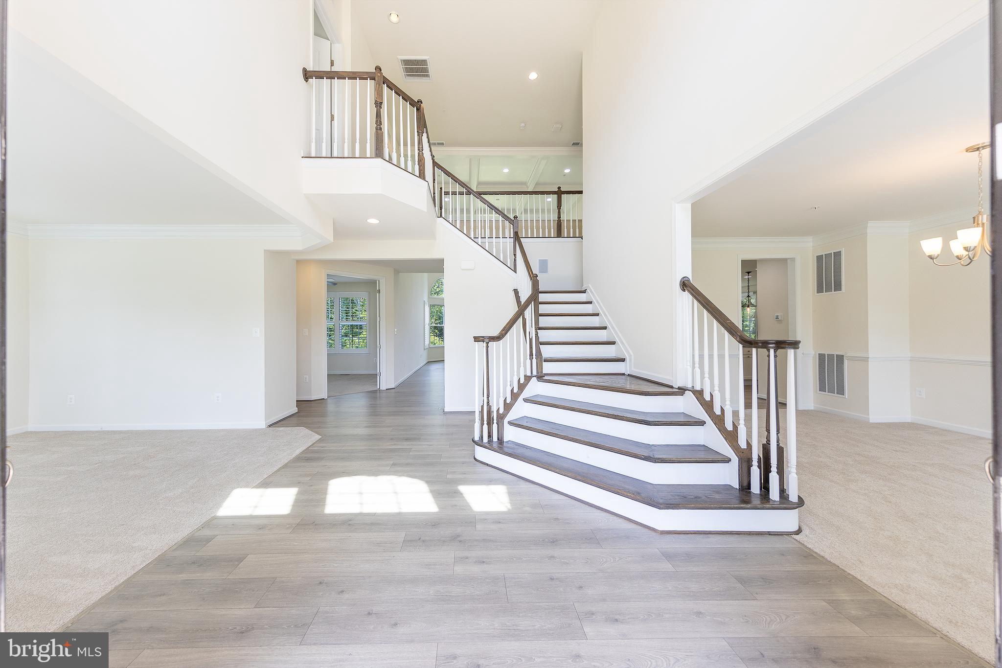 KNOTTING HILL - Residential Lease