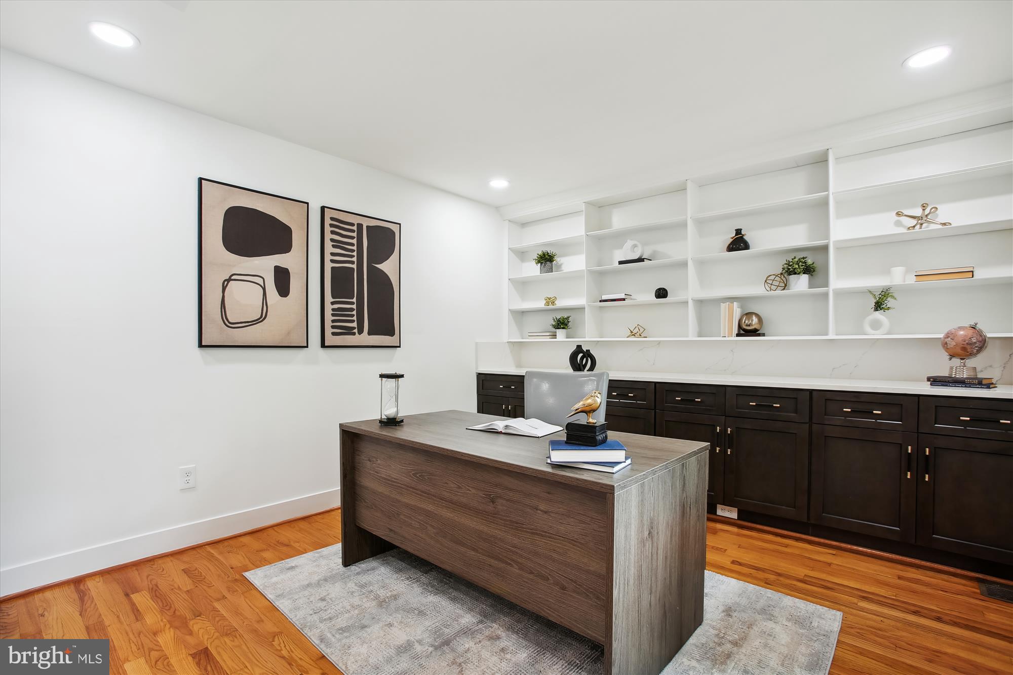 RESTON - Residential