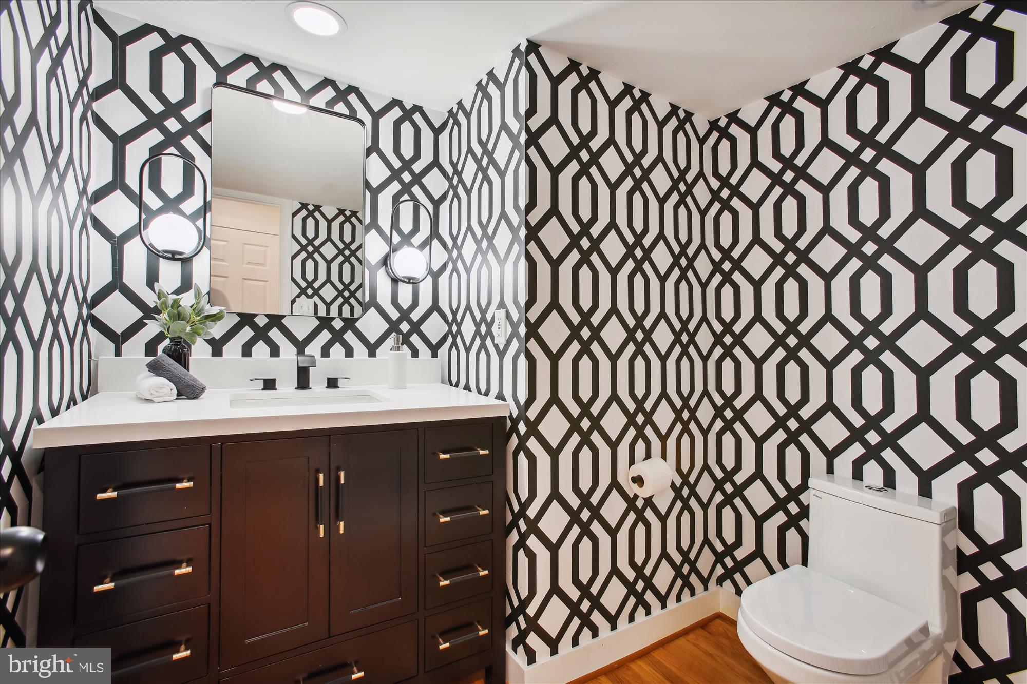 RESTON - Residential