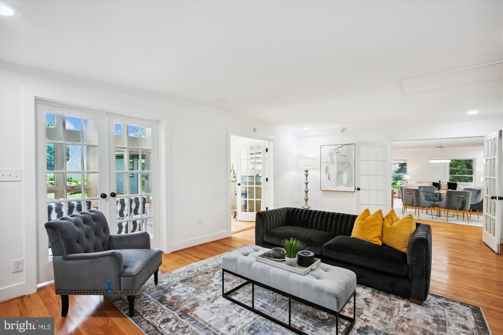 RESTON - Residential