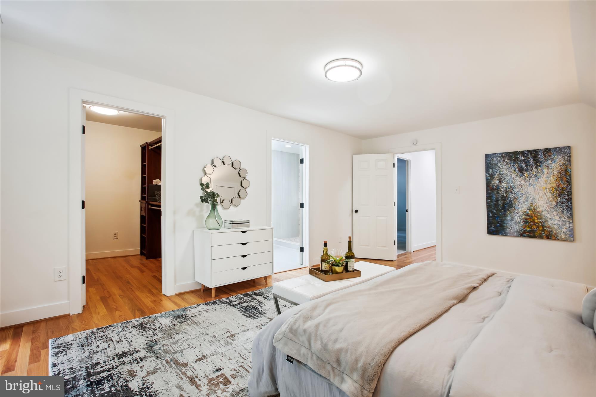 RESTON - Residential