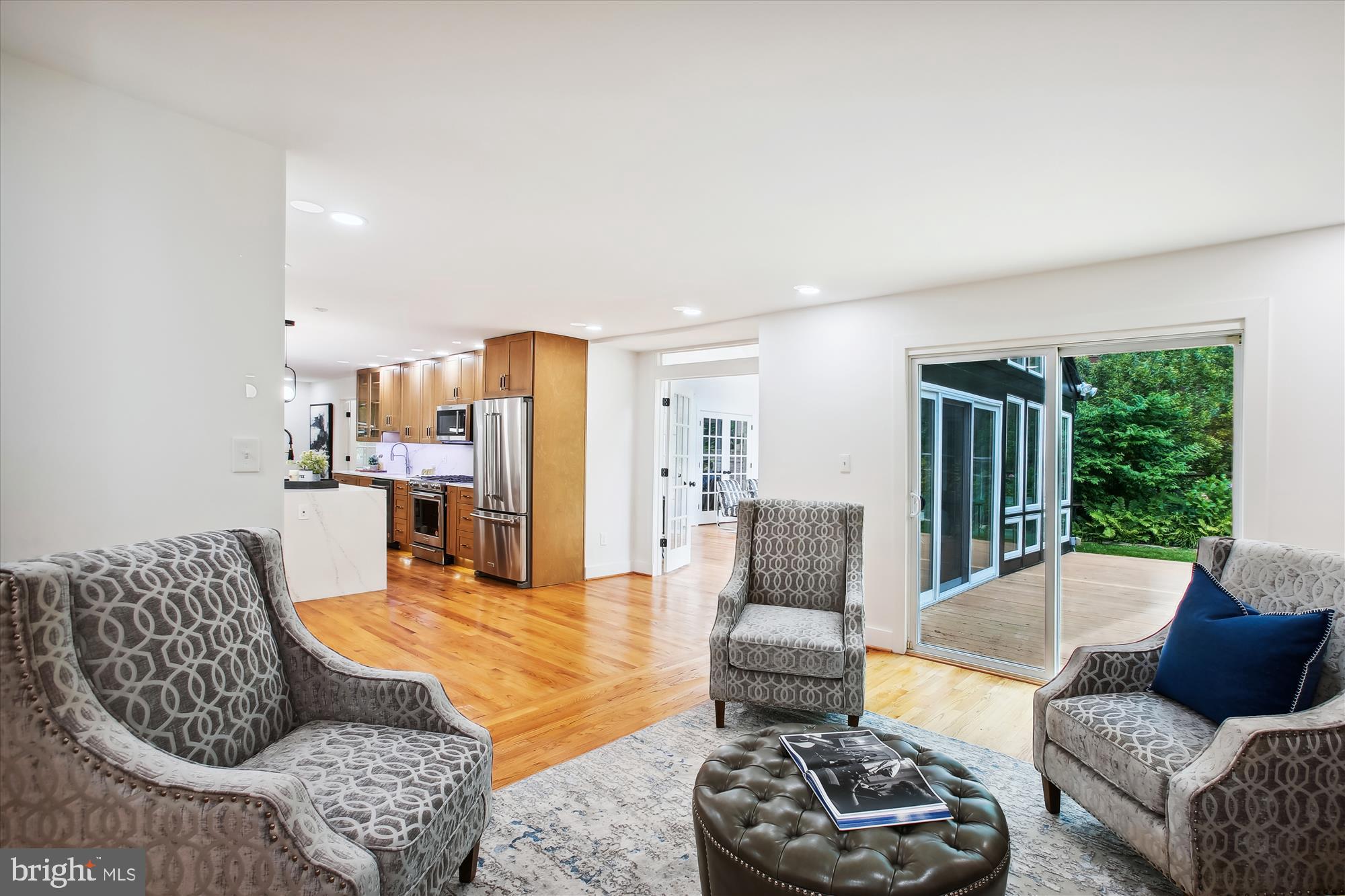 RESTON - Residential