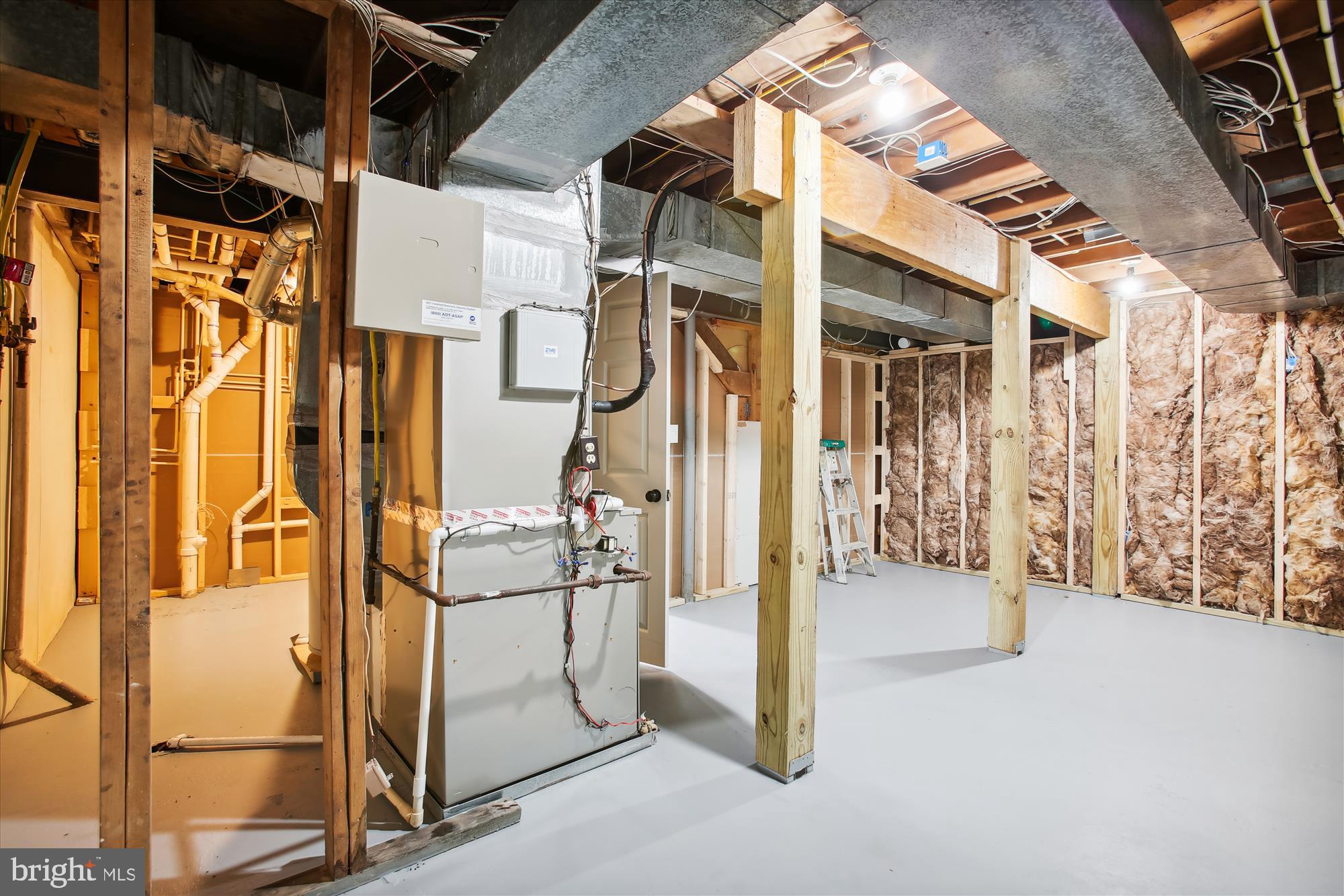 RESTON - Residential