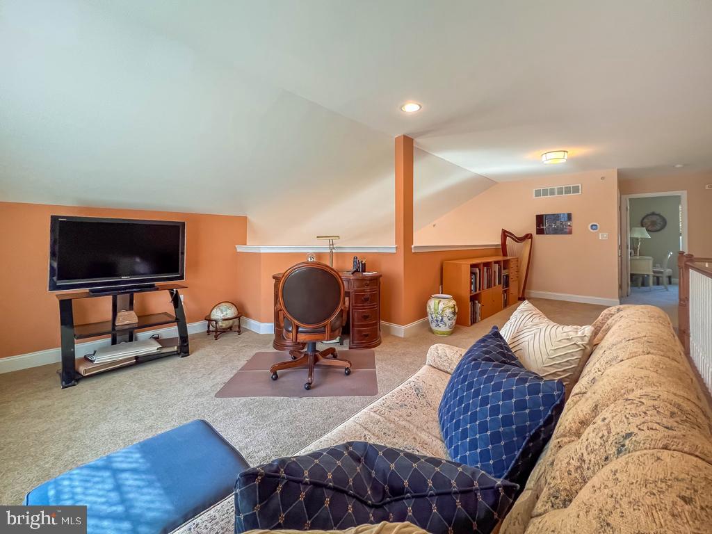 REGENCY AT YARDLEY - Residential