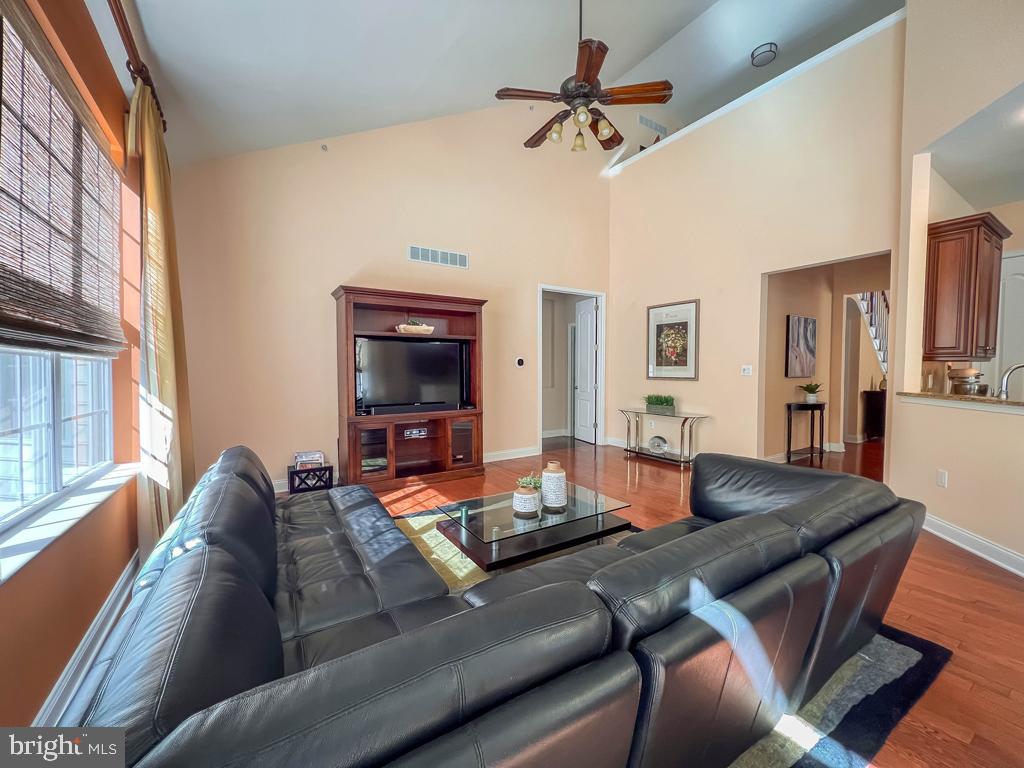 REGENCY AT YARDLEY - Residential