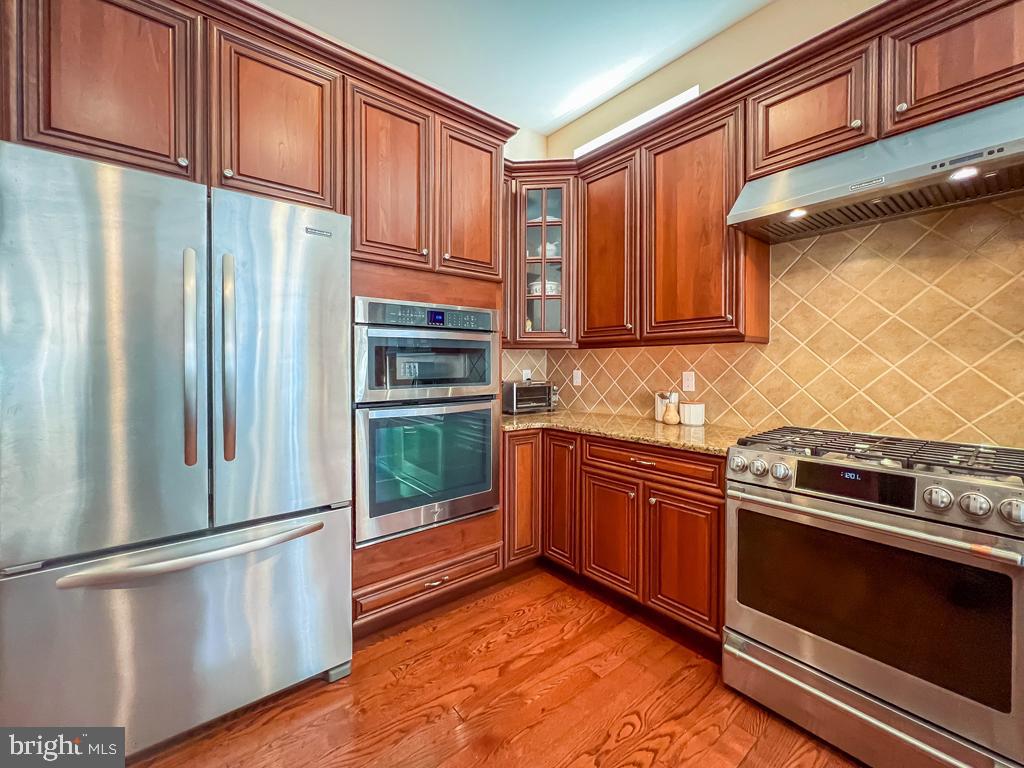 REGENCY AT YARDLEY - Residential