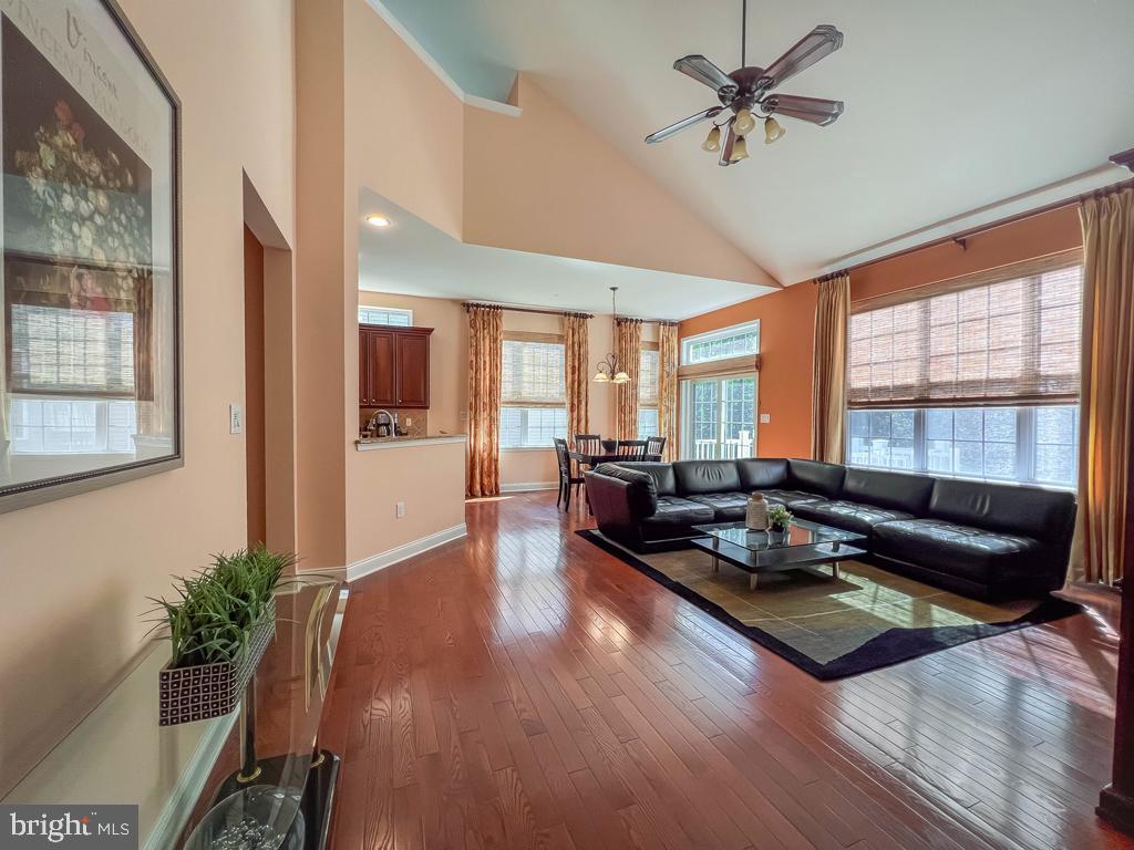 REGENCY AT YARDLEY - Residential