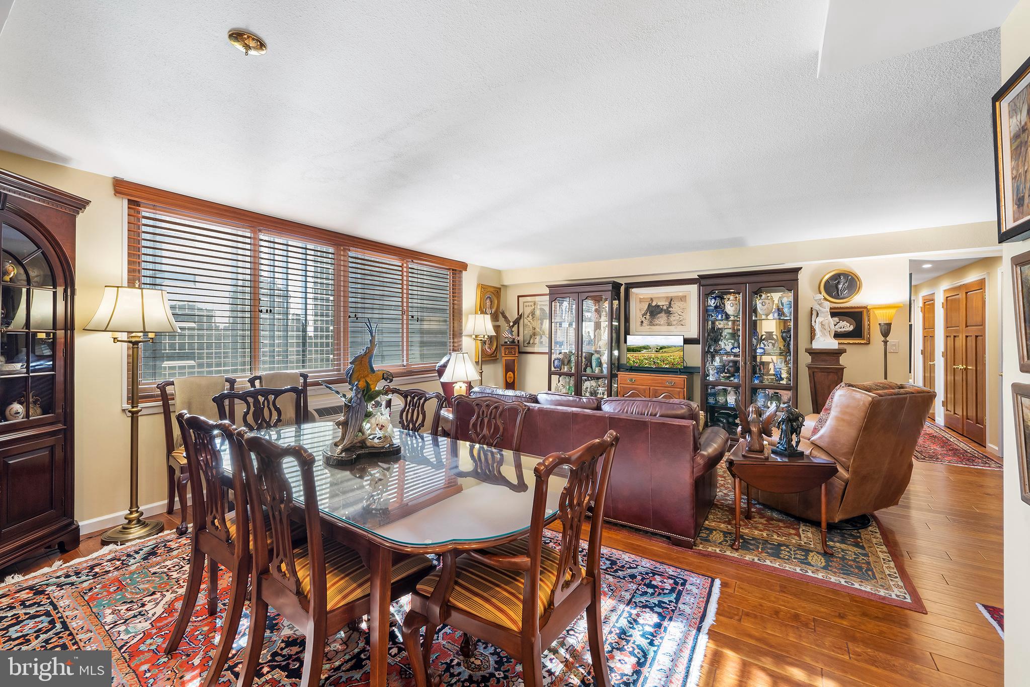 RITTENHOUSE SQUARE - Residential