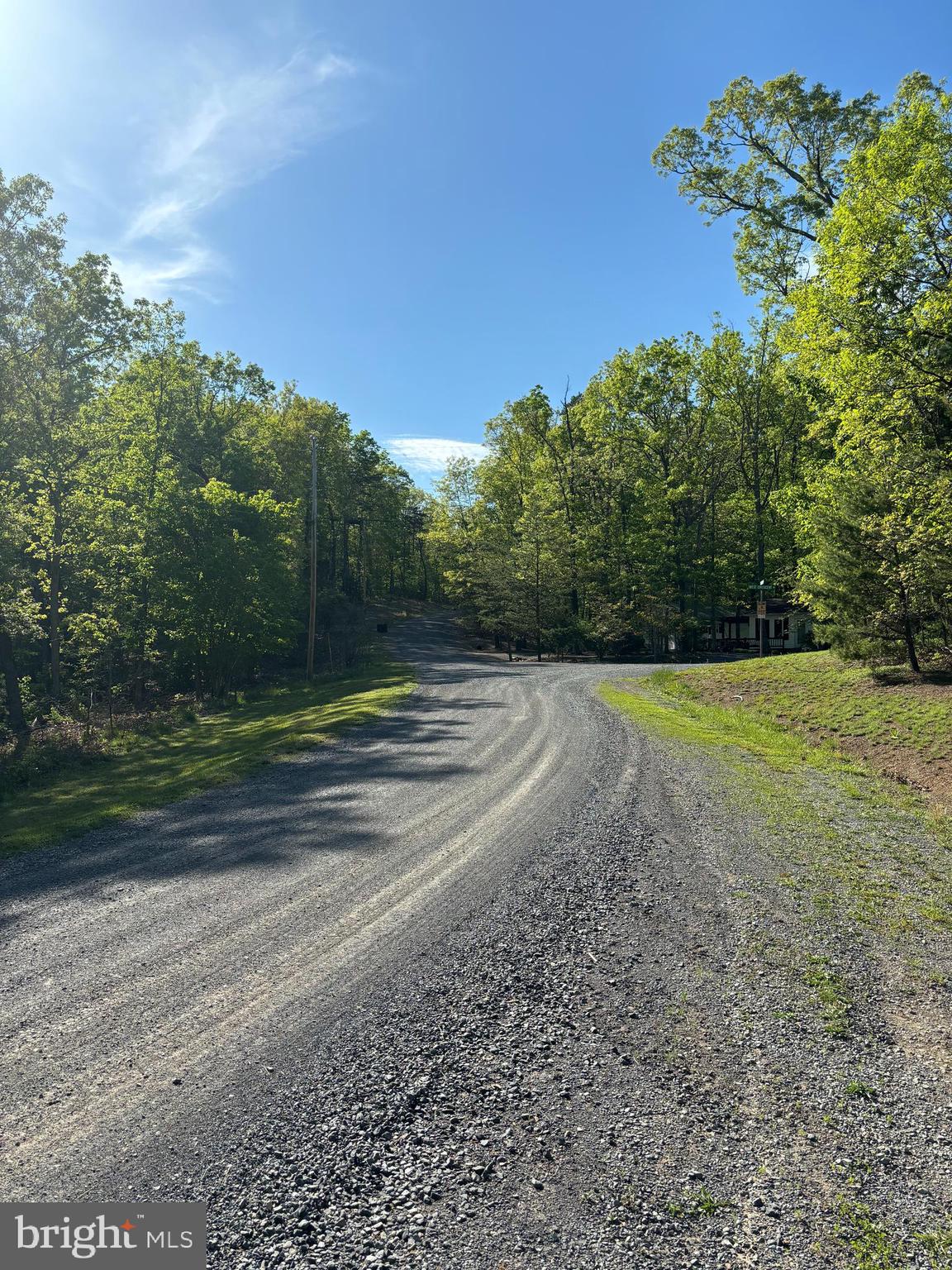 CRESCENT CROSSING - Land