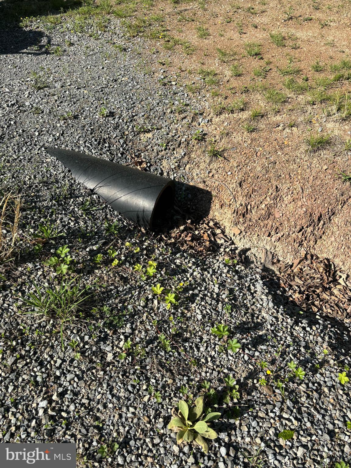 CRESCENT CROSSING - Land