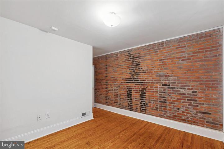 1305 SPRUCE STREET TH1C