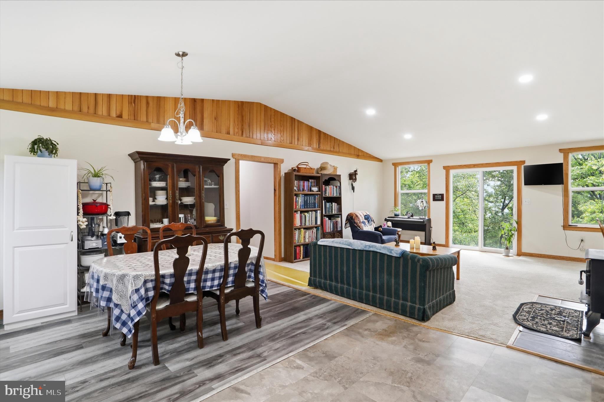 VALLEY HIGH TIMBER FARMS - Residential