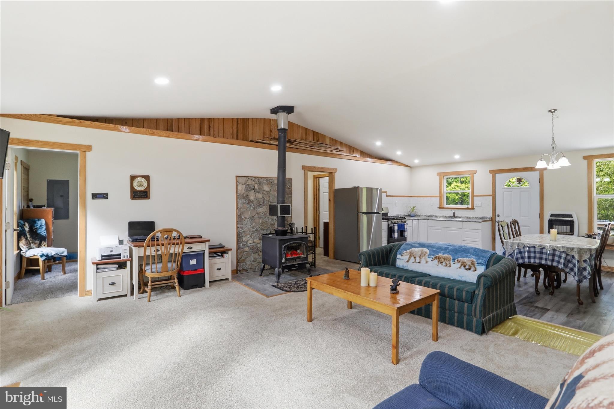 VALLEY HIGH TIMBER FARMS - Residential