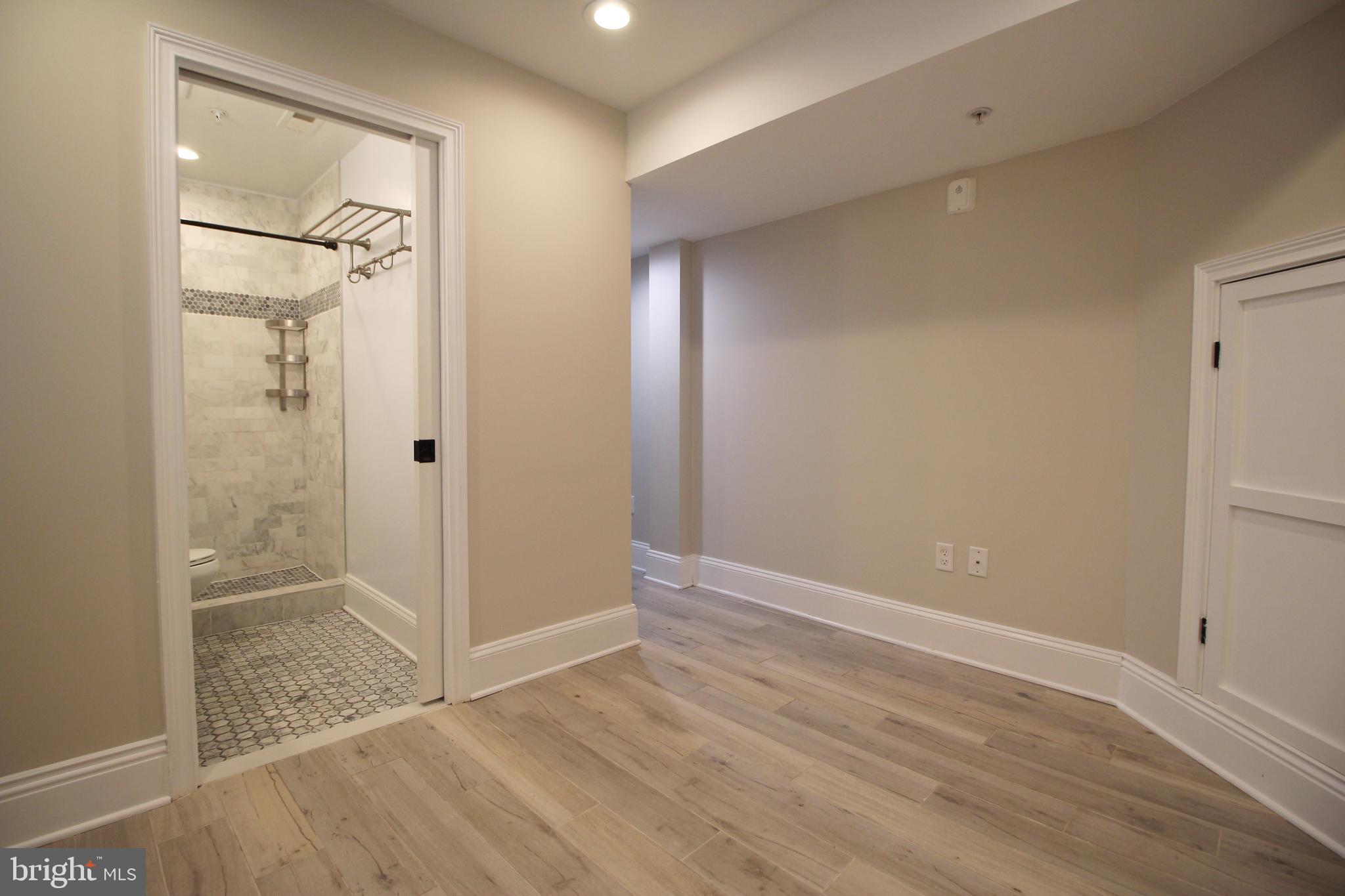 OLD CITY #2 - Residential Lease