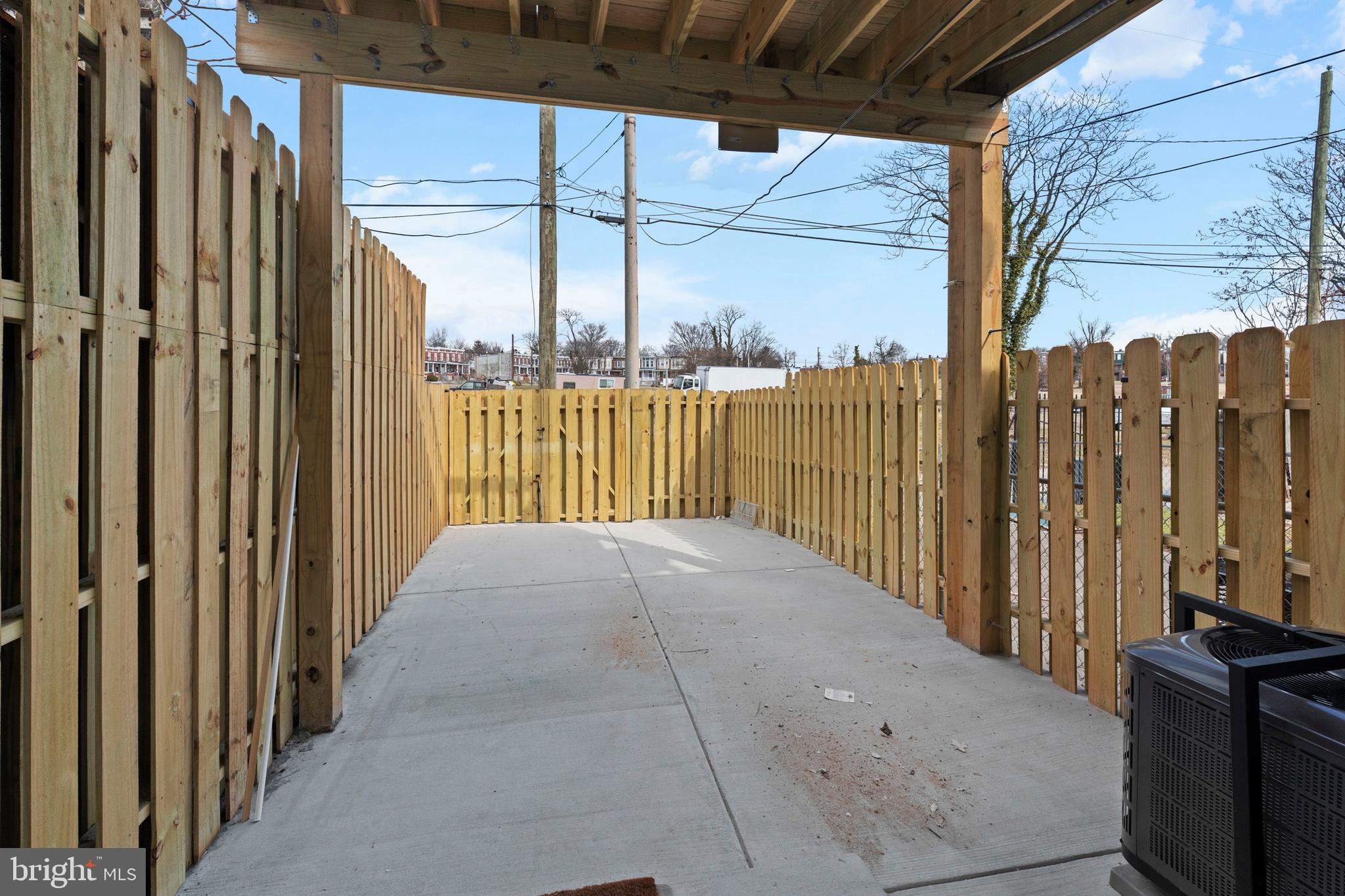 COLD SPRING NEWTOWN - Residential