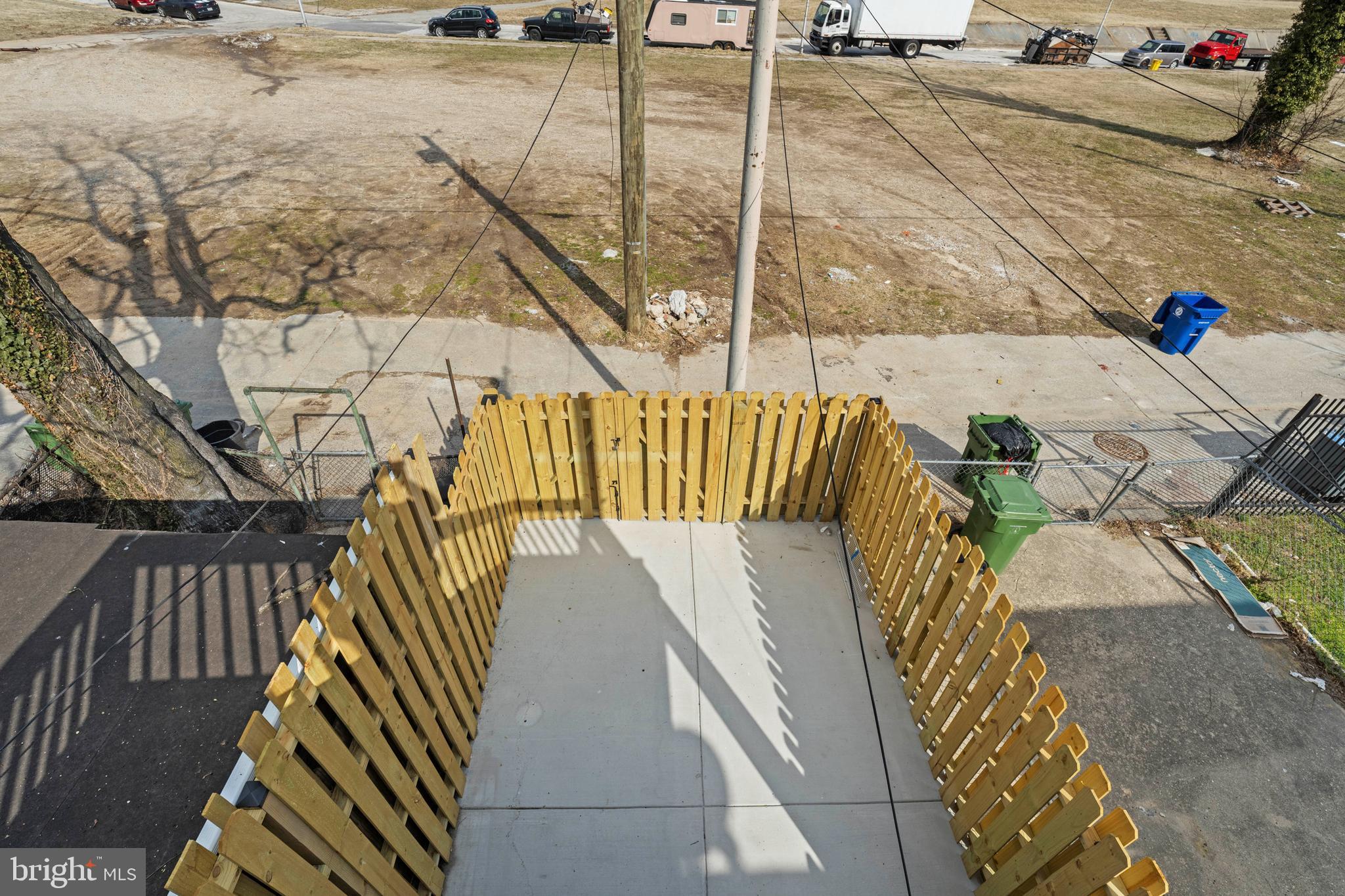 COLD SPRING NEWTOWN - Residential