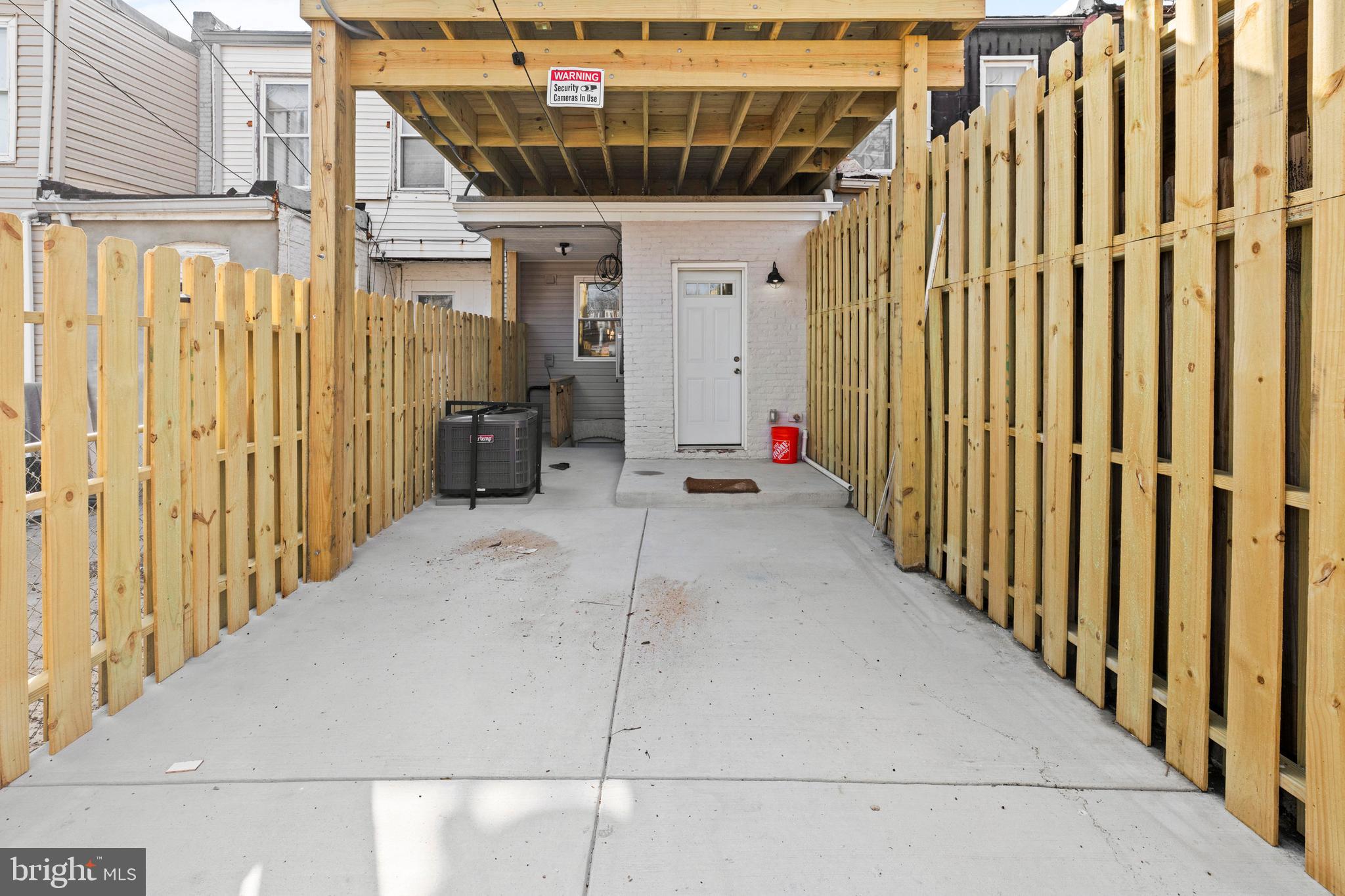 COLD SPRING NEWTOWN - Residential