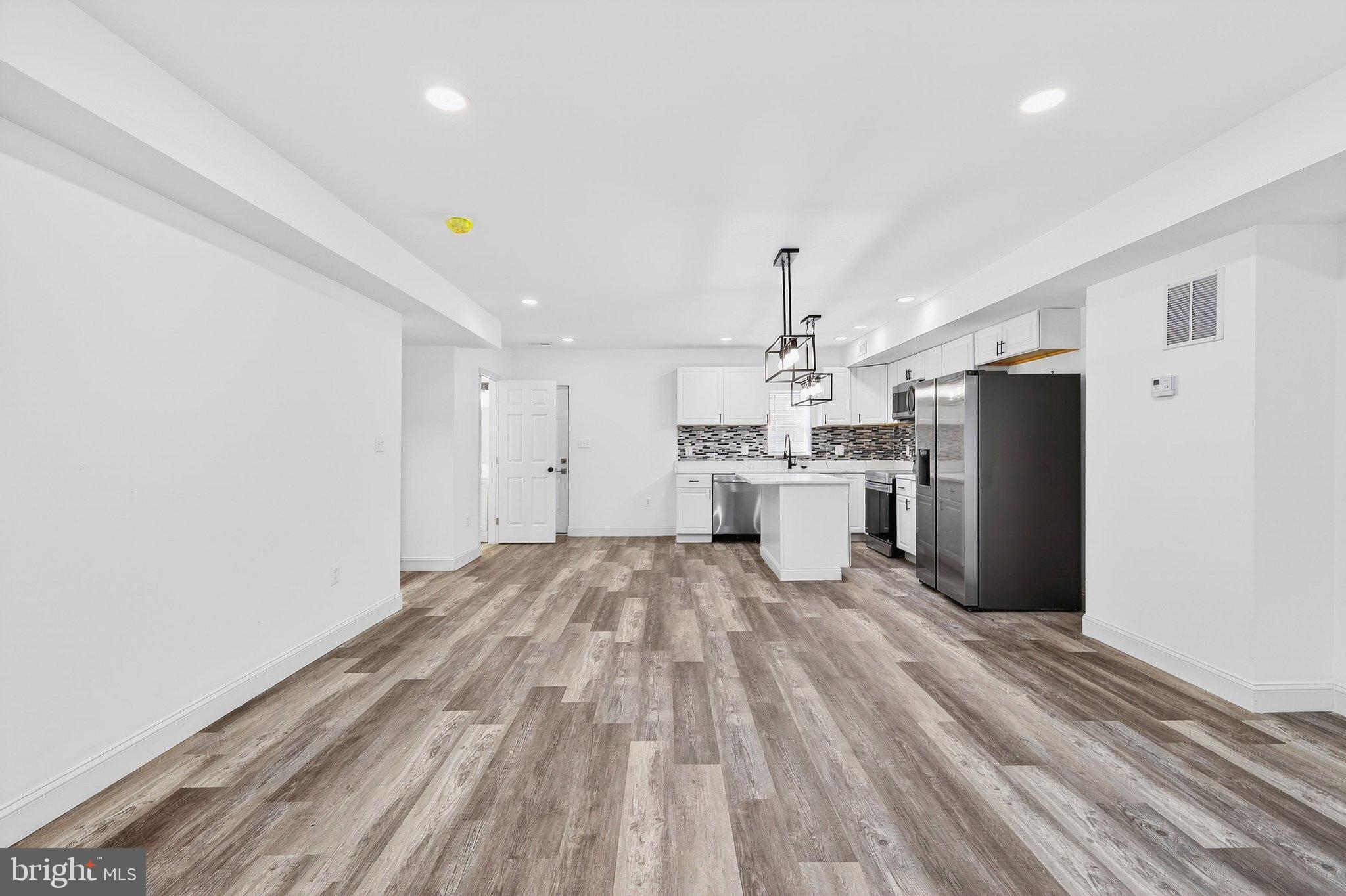 2500 W FRANKLIN STREET