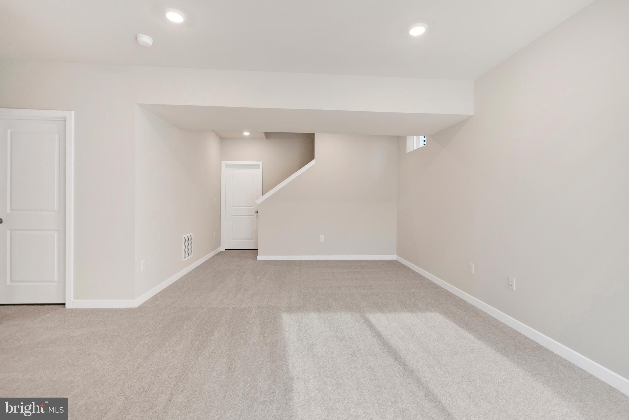 SHENANDOAH SPRINGS - Residential