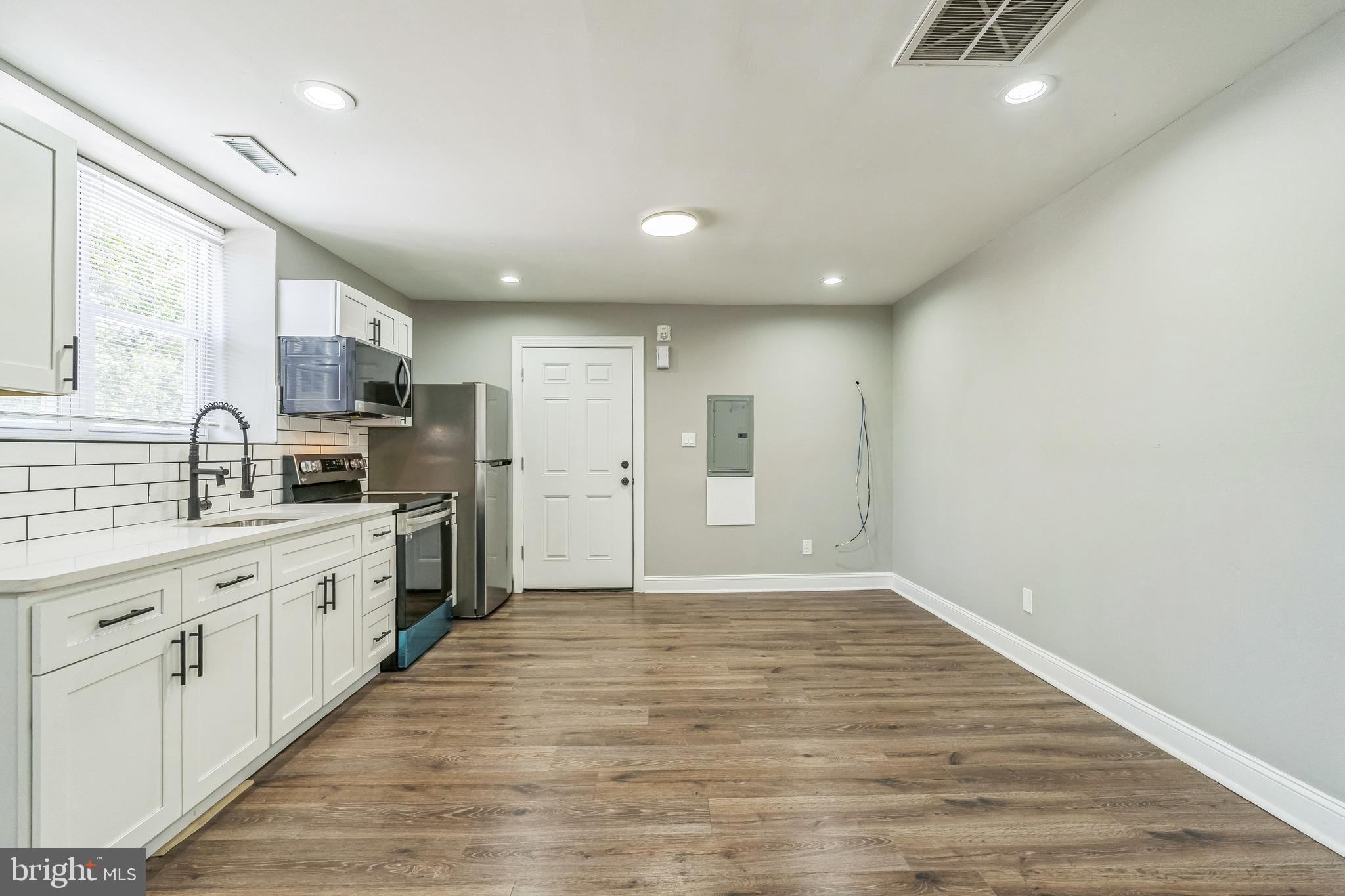 Spacious 1-Bedroom Apartment – Renovated & Ready | 67th & N Broad St, Philadelphia
This beautifully renovated 1-bedroom unit offers the perfect blend of style, space, and convenience. Located on the corner of 67th and North Broad Street, this unit features clean modern finishes throughout and a functional layout ideal for singles or couples looking for a comfortable city home.
Apartment Features:
Recently renovated from top to bottom
Large living area with great natural light
Updated kitchen with modern appliances and finishes
Private bedroom with ample closet space
Sleek, clean bathroom with contemporary upgrades
Professionally managed building in a prime location
Rental Terms:
No pets allowed
First month’s rent plus two months' security deposit required
Flexible tenant screening process – we work with applicants who meet basic criteria and communicate openly
This unit is perfect for anyone seeking a peaceful home in a convenient North Philadelphia neighborhood. Minutes from public transportation, shopping, and community resources.
Contact us today to schedule a private tour or request an application.