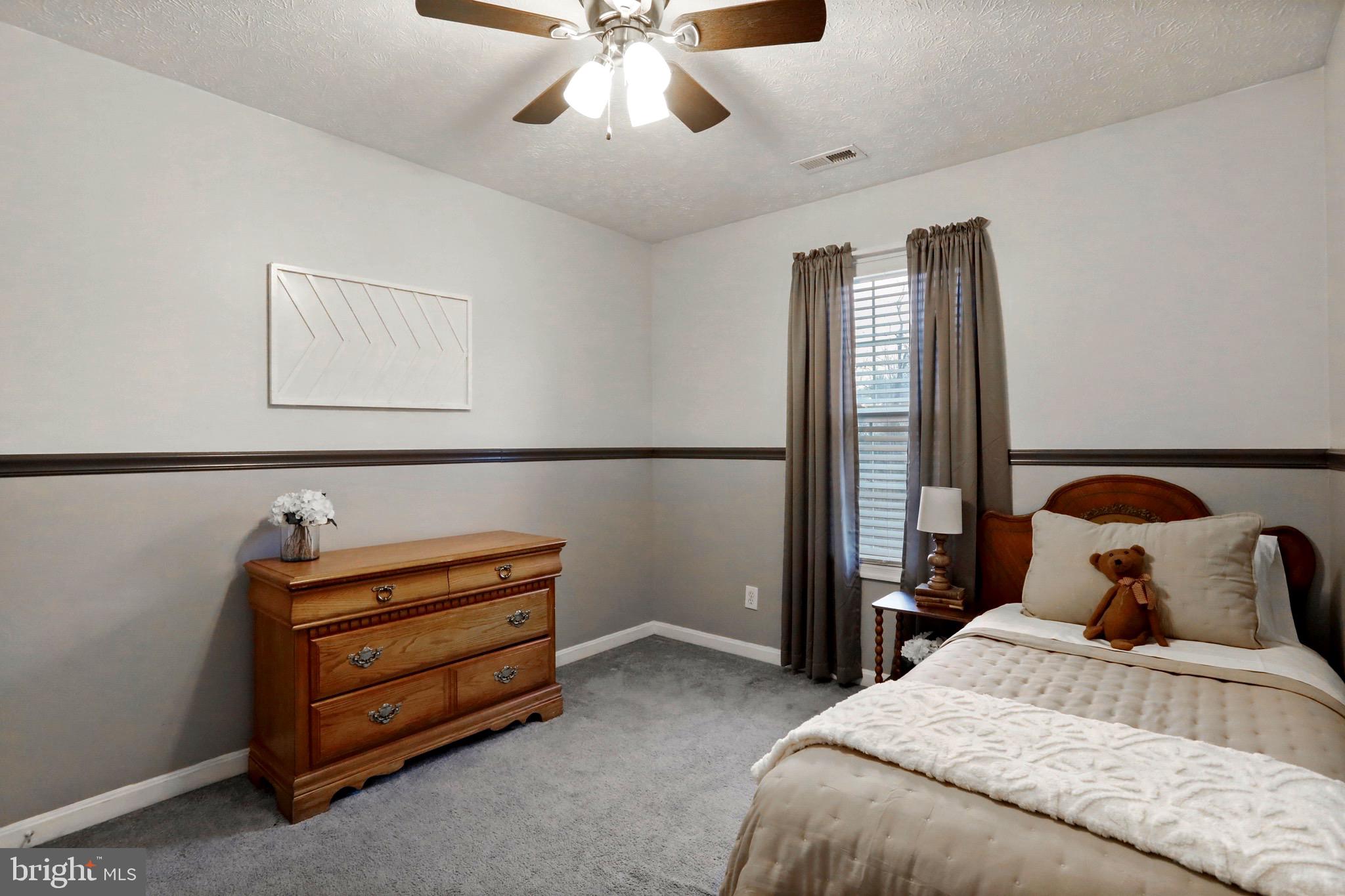 WILLIAMSBURG - Residential