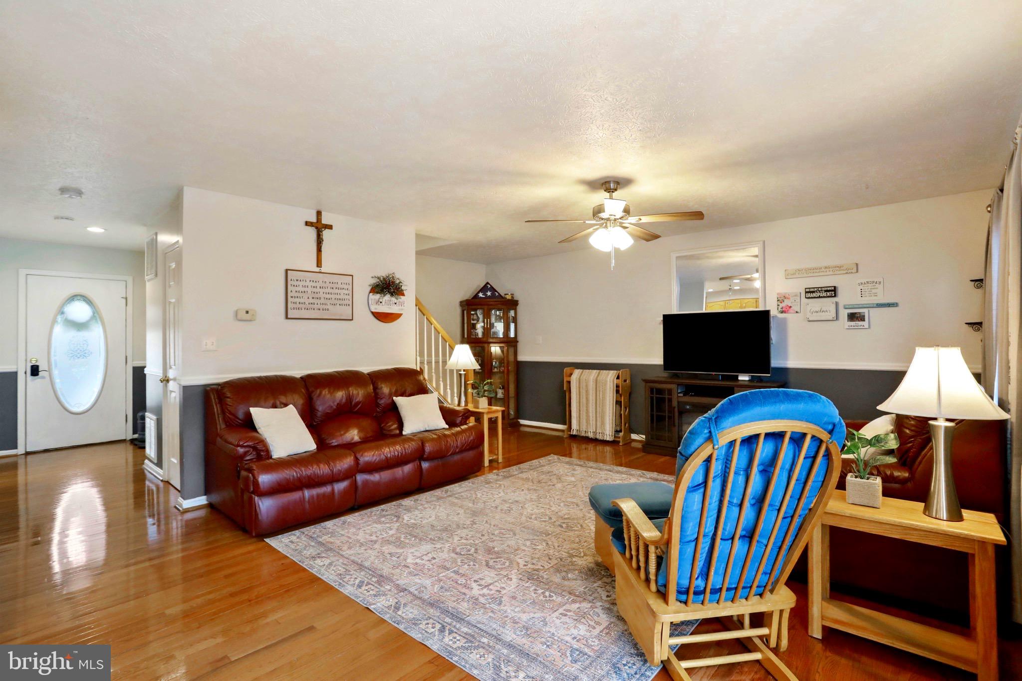 WILLIAMSBURG - Residential