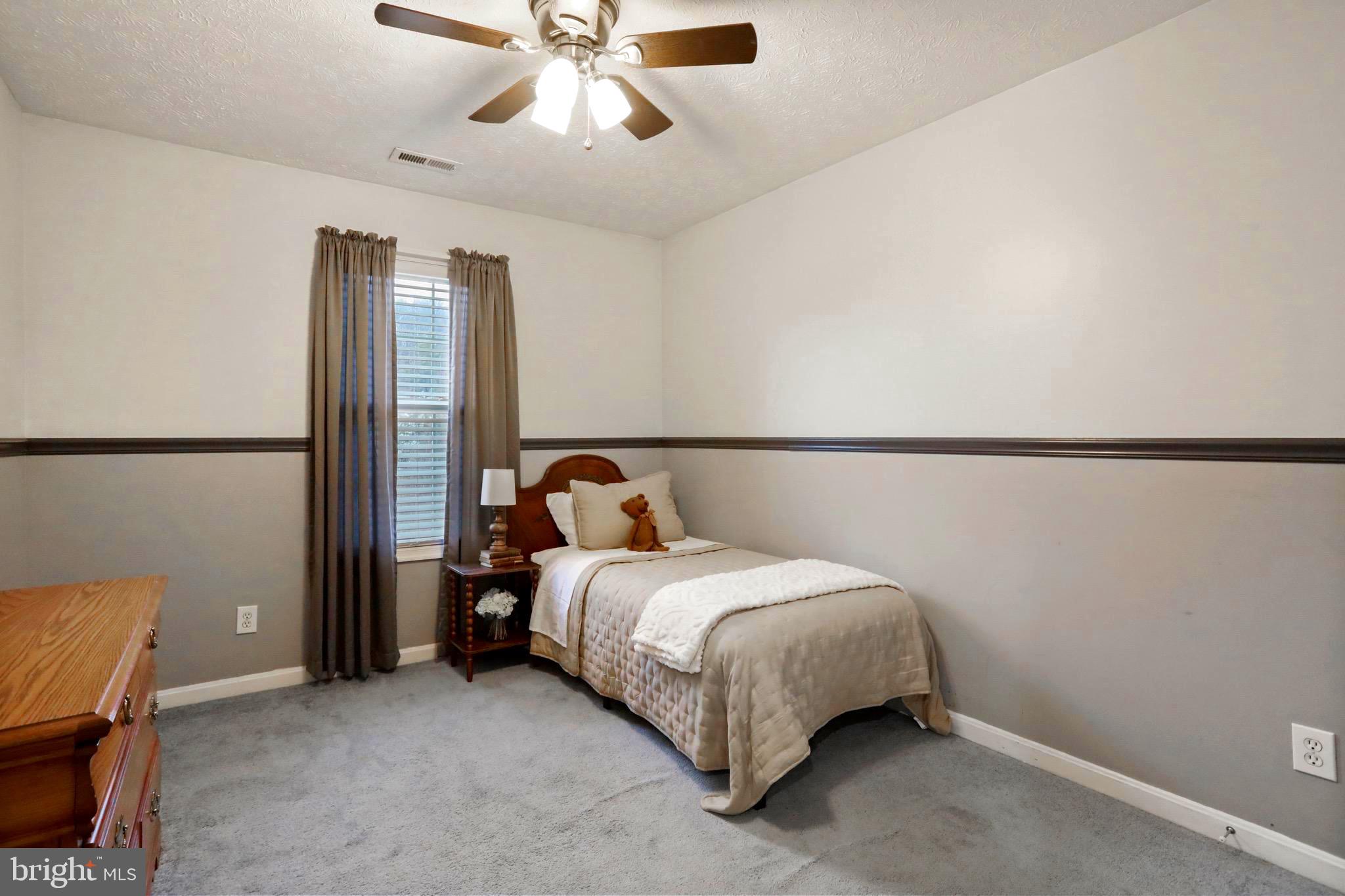 WILLIAMSBURG - Residential