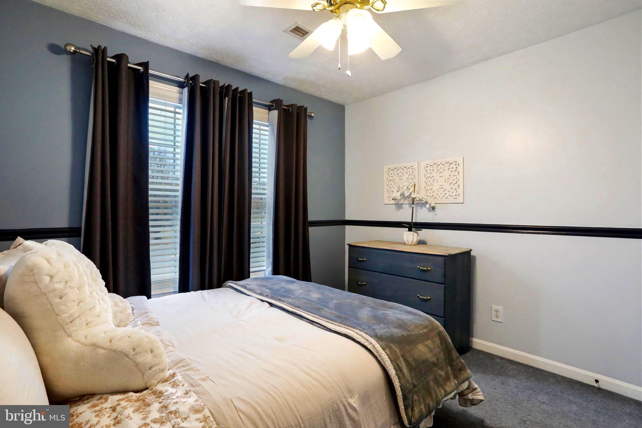 WILLIAMSBURG - Residential