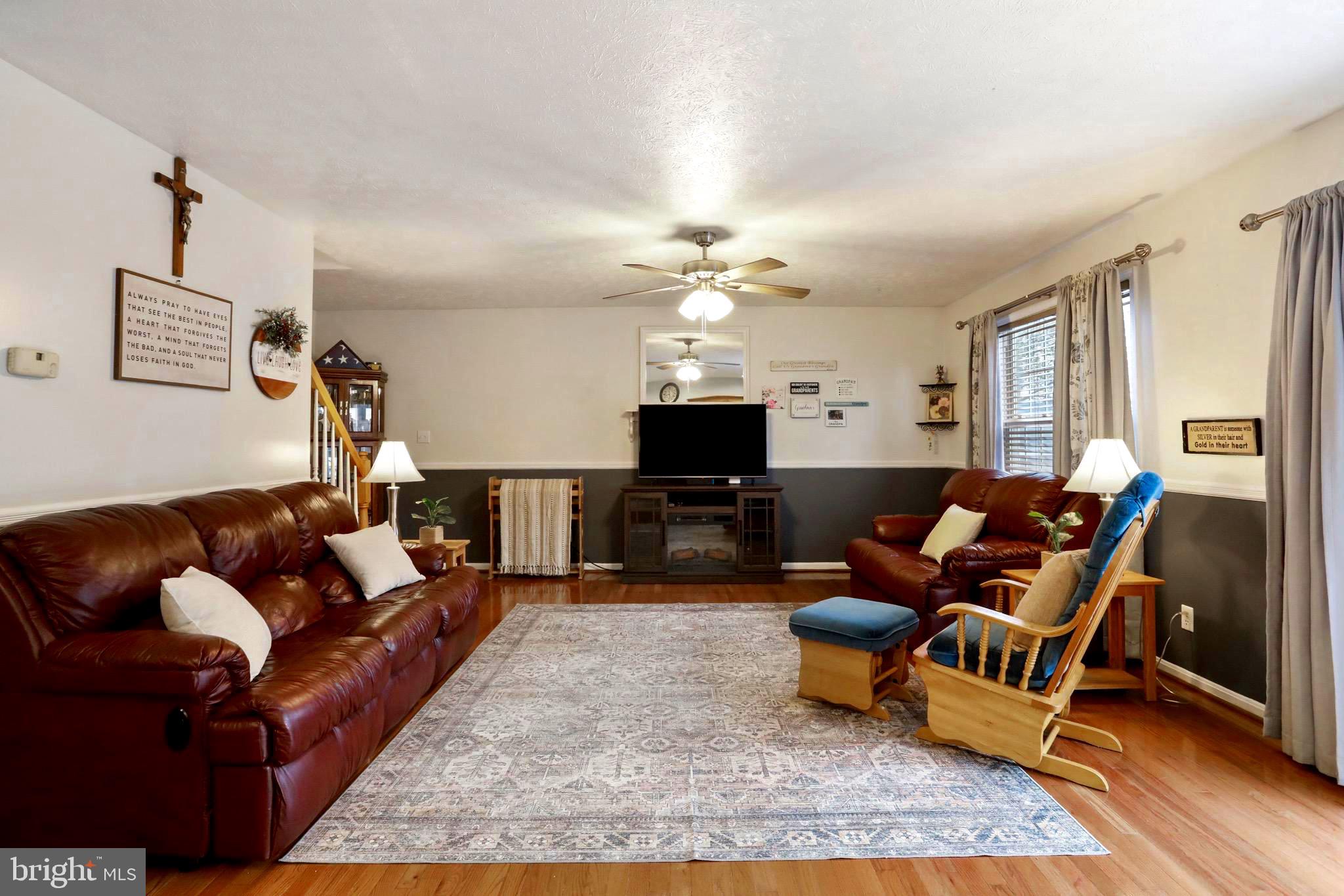 WILLIAMSBURG - Residential