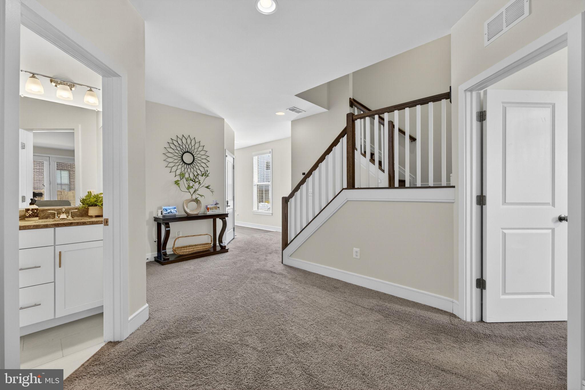 BRAMBLETON TOWN CENTER - Residential