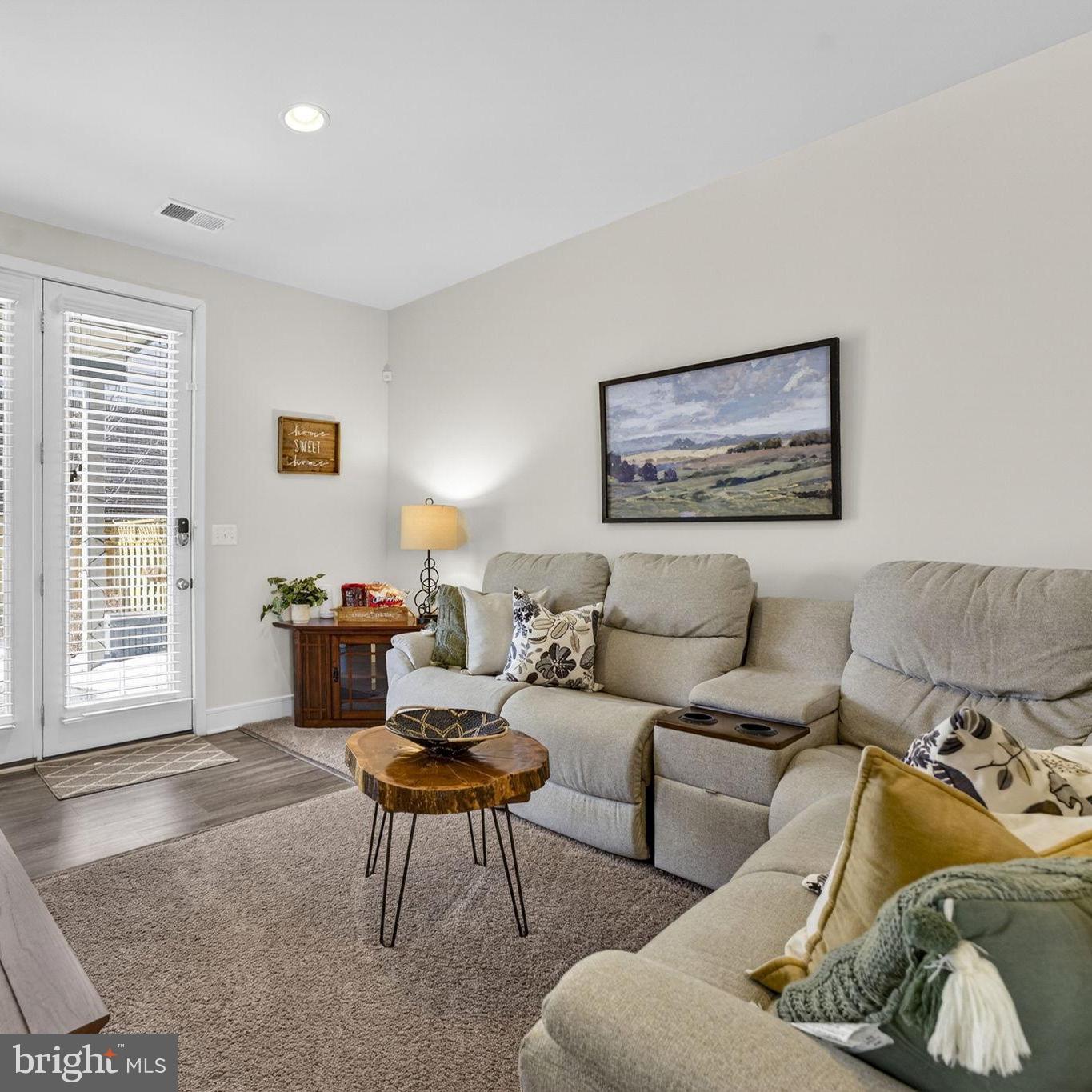 BRAMBLETON TOWN CENTER - Residential