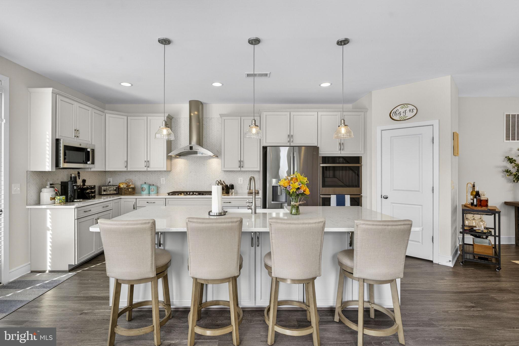 BRAMBLETON TOWN CENTER - Residential