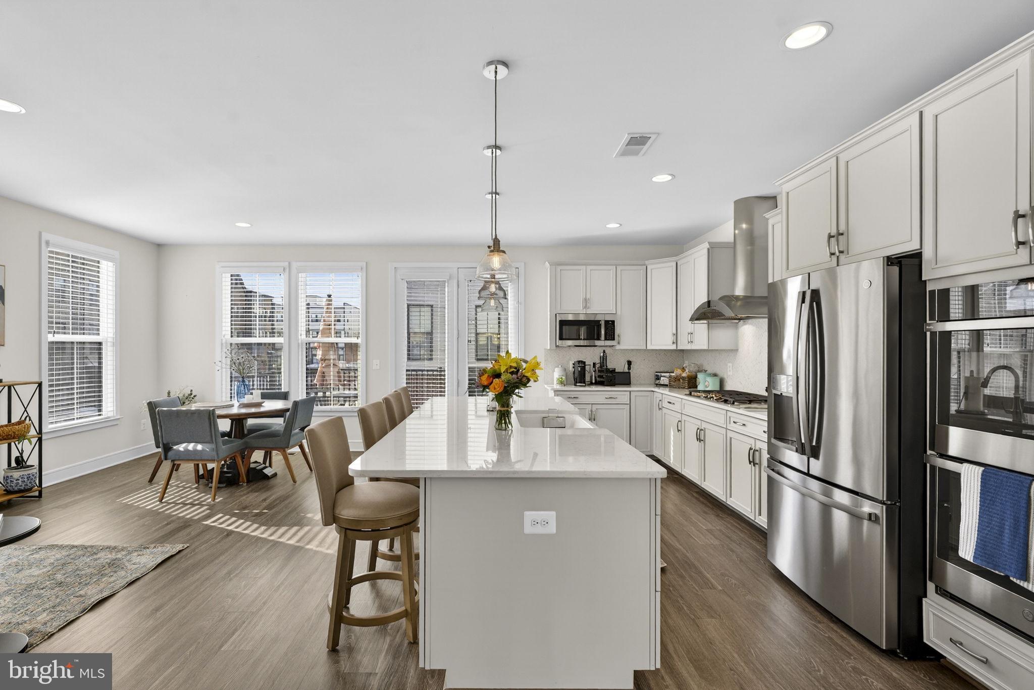 BRAMBLETON TOWN CENTER - Residential