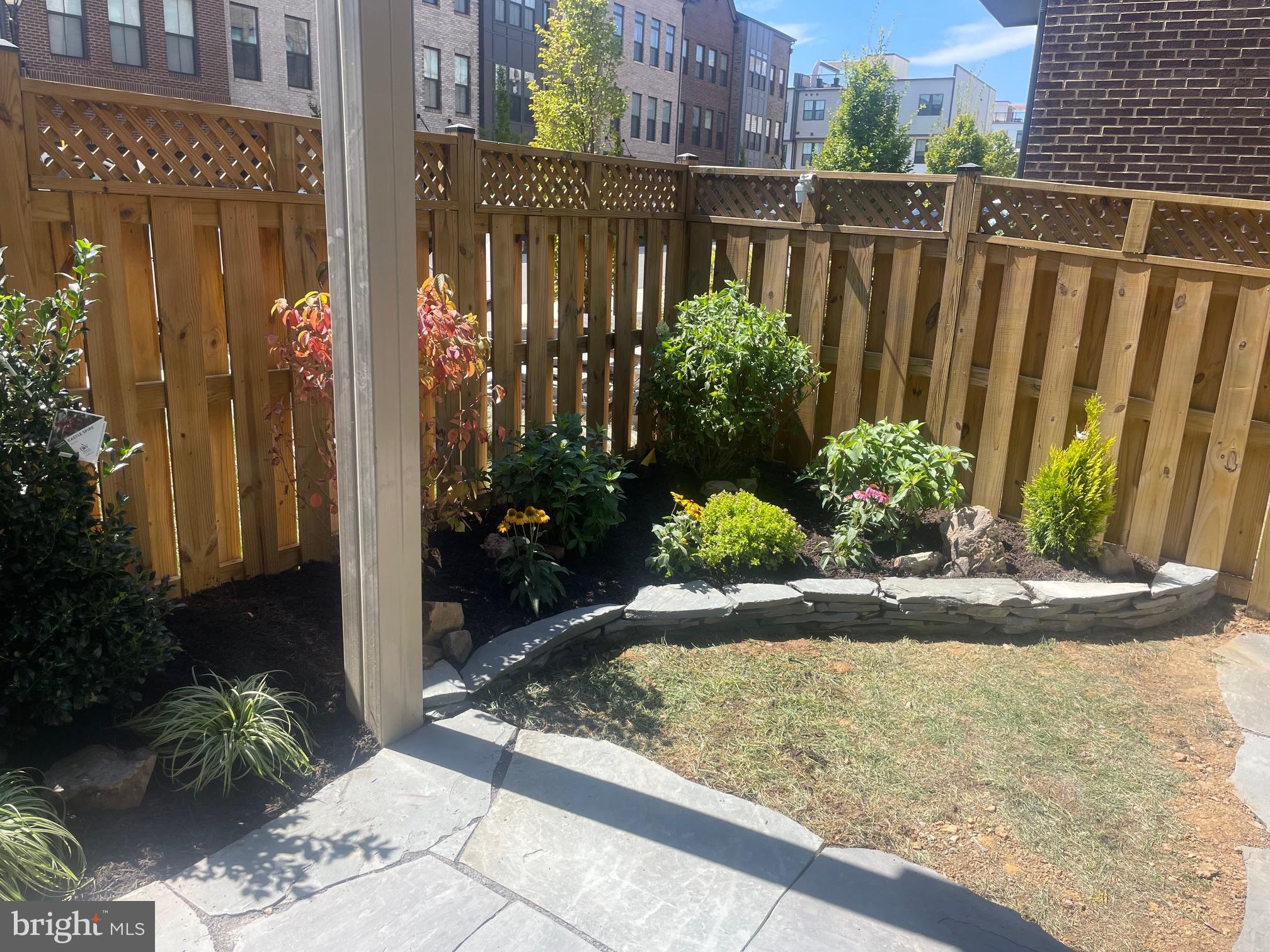 BRAMBLETON TOWN CENTER - Residential