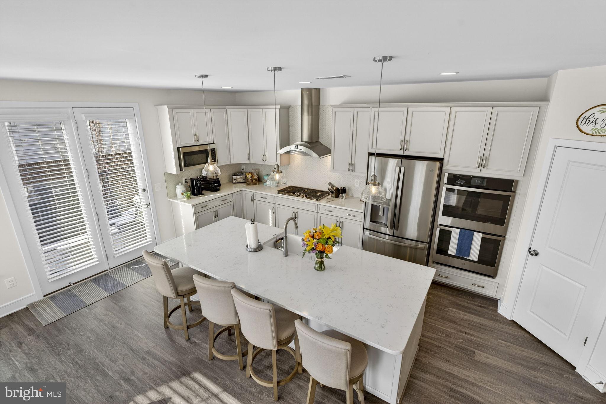 BRAMBLETON TOWN CENTER - Residential