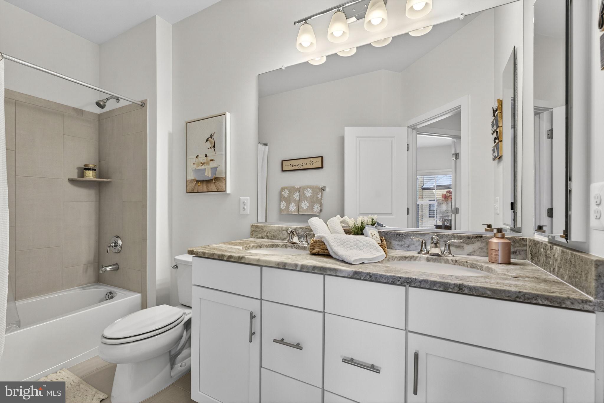 BRAMBLETON TOWN CENTER - Residential