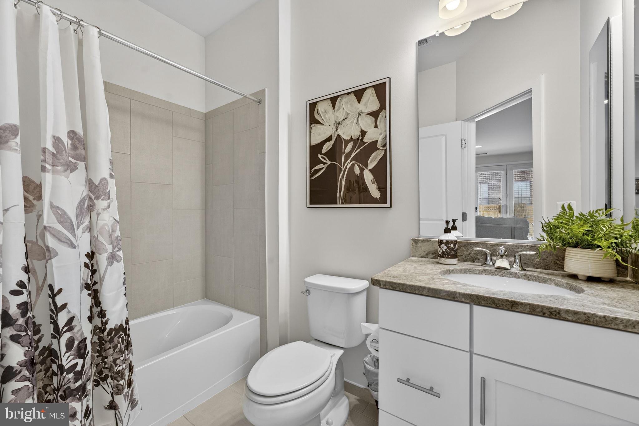 BRAMBLETON TOWN CENTER - Residential