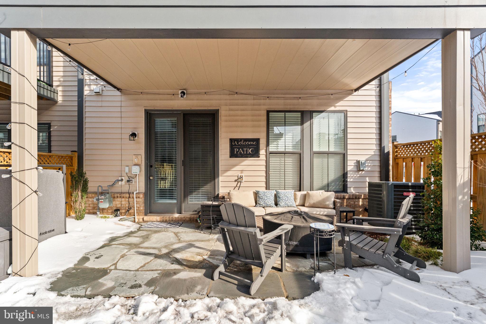 BRAMBLETON TOWN CENTER - Residential