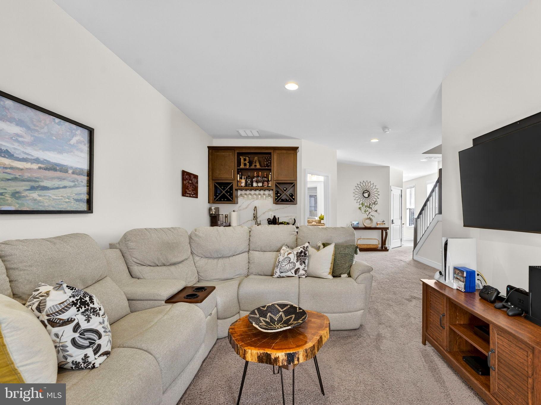 BRAMBLETON TOWN CENTER - Residential