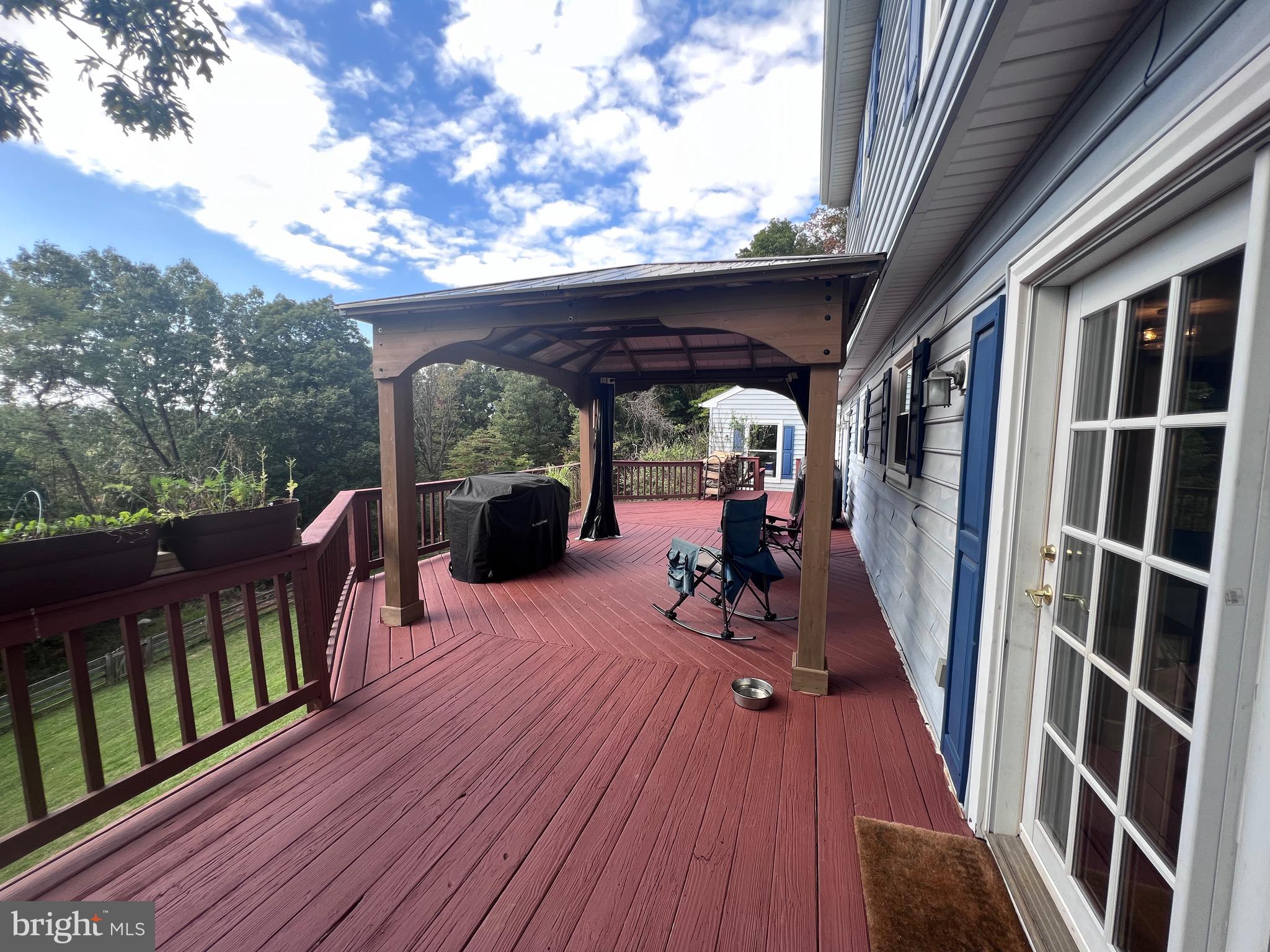 APPLE MT LAKE - Residential