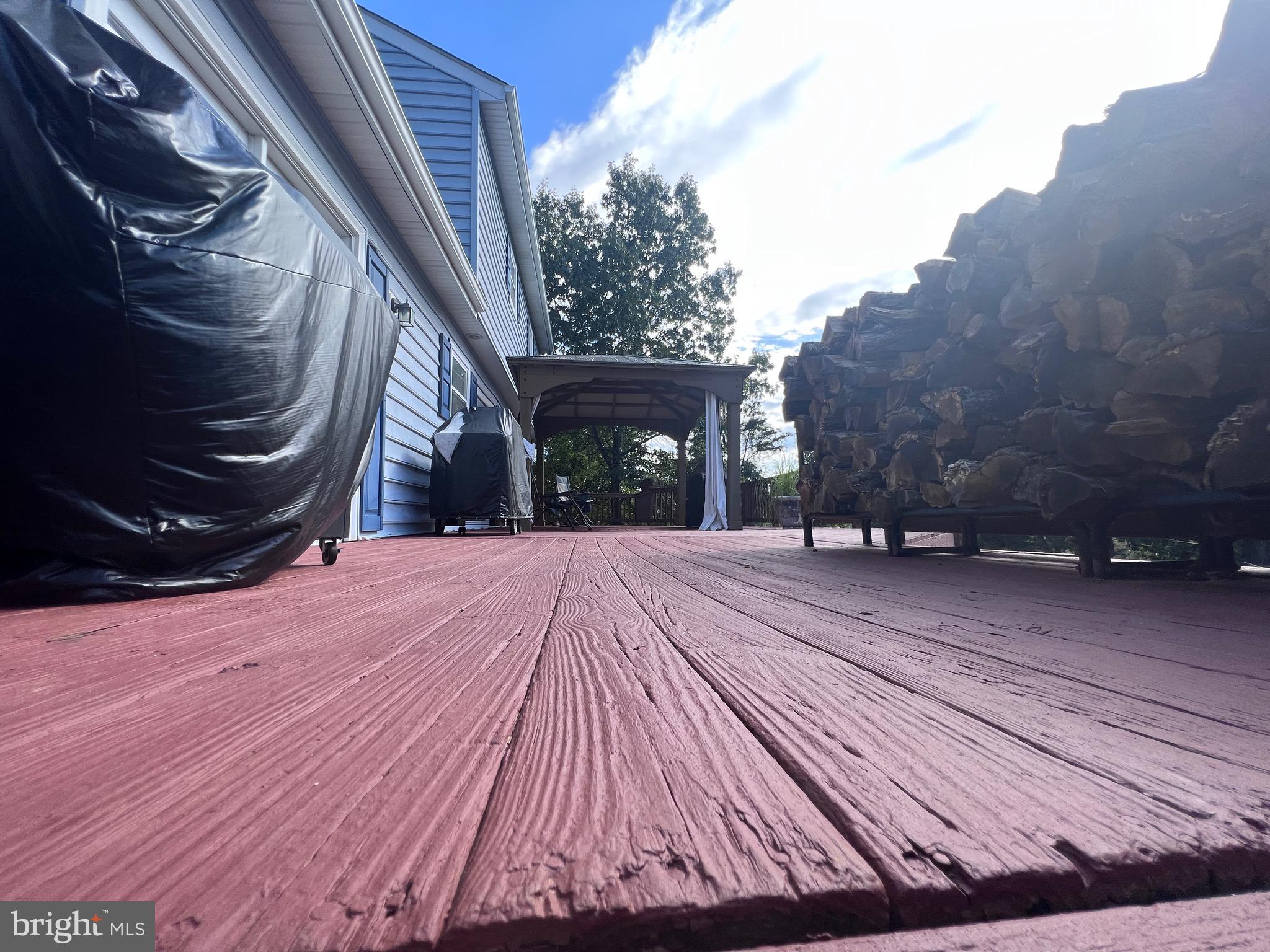 APPLE MT LAKE - Residential