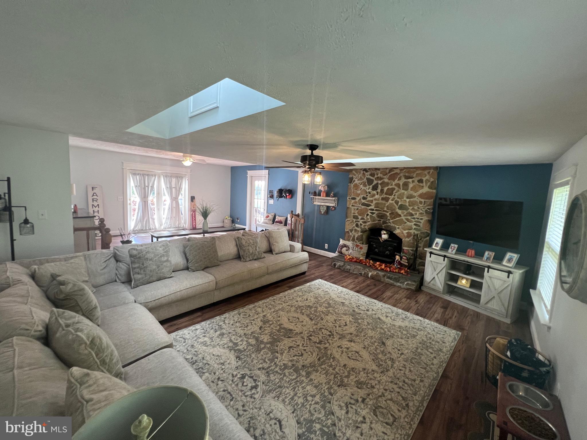 APPLE MT LAKE - Residential