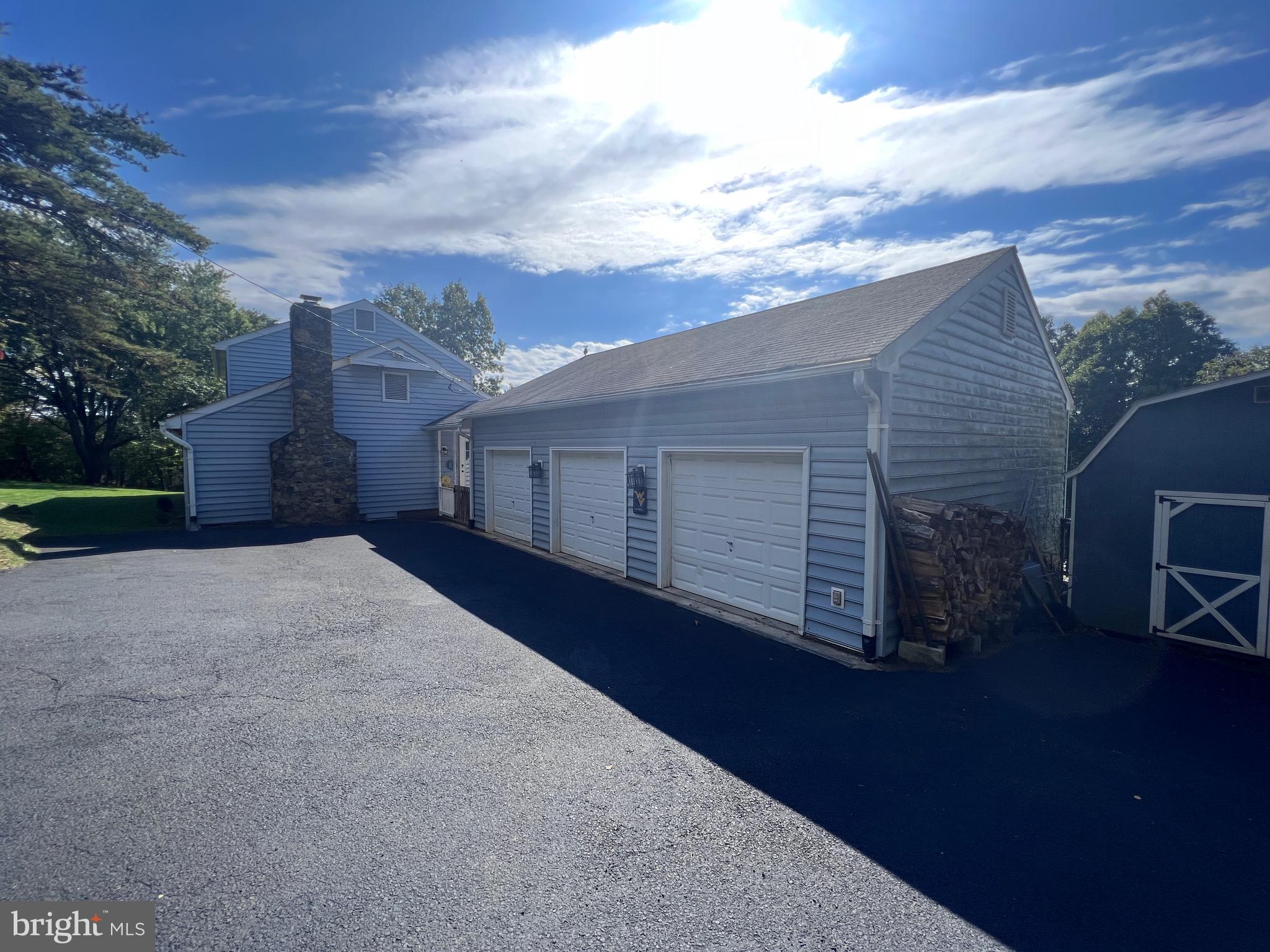 APPLE MT LAKE - Residential