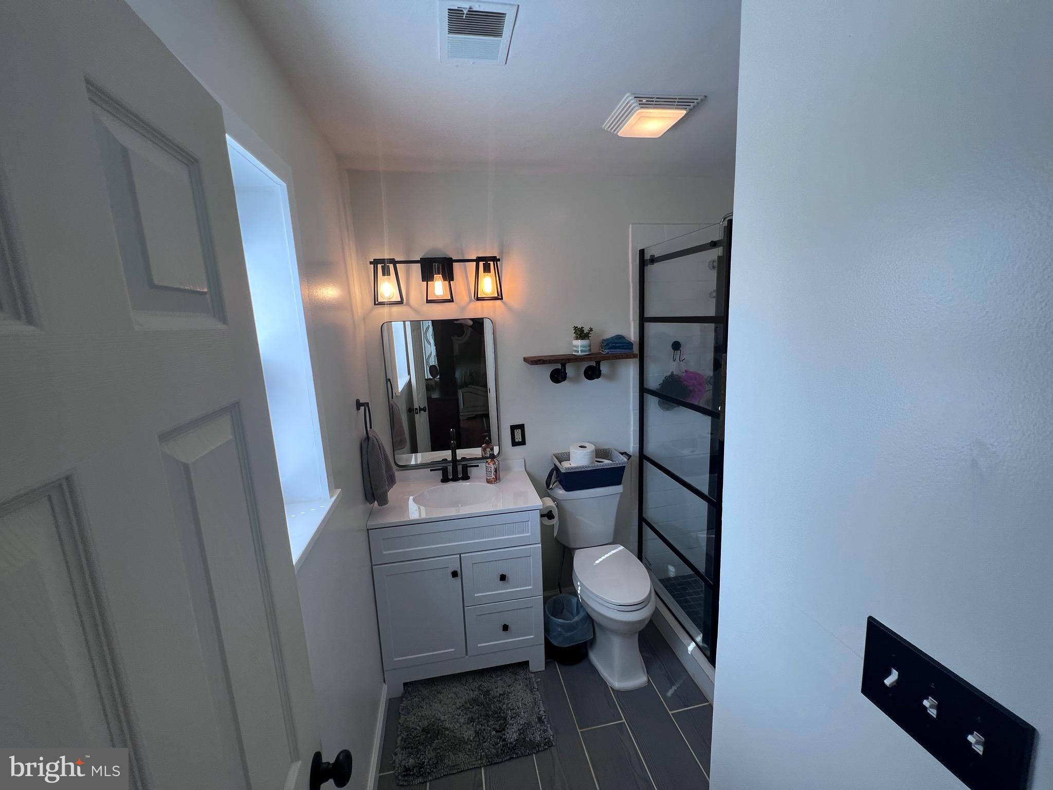 APPLE MT LAKE - Residential